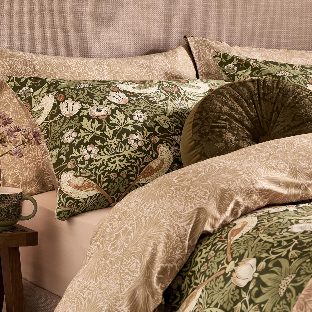 Strawberry Thief Nettle Duvet Cover Set - WMSTRAW02DQ_CAMEO_STRAWBERRY_THIEF_NETTLE_DOUBLE_DUVET_COVER_01.jpg