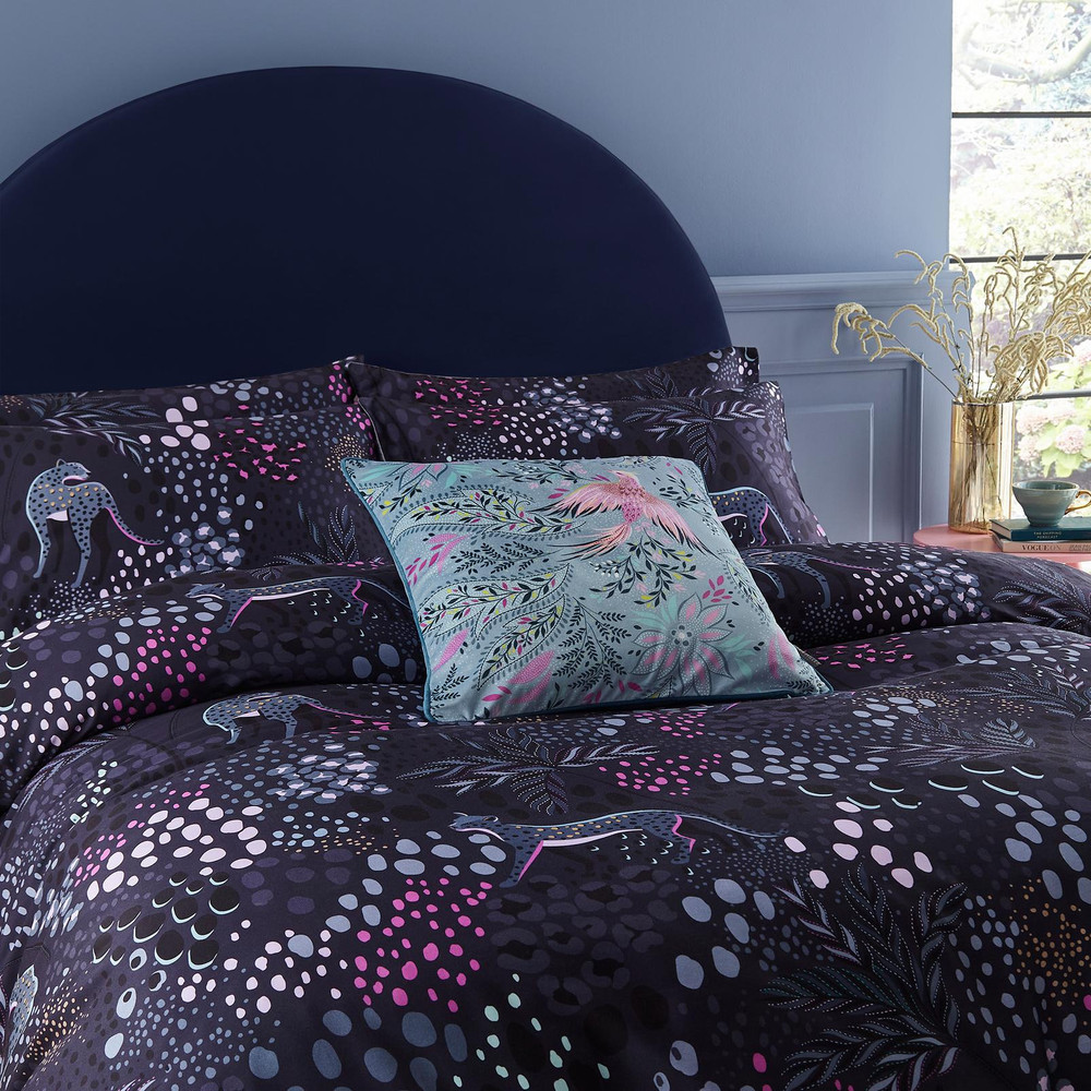 Cheetah Deep Indigo Duvet Cover Set - SMCHEET01DQ_CAMEO_CHEETAH_DEEP_INDIGO_DOUBLE_DUVET_COVER_02.jpg