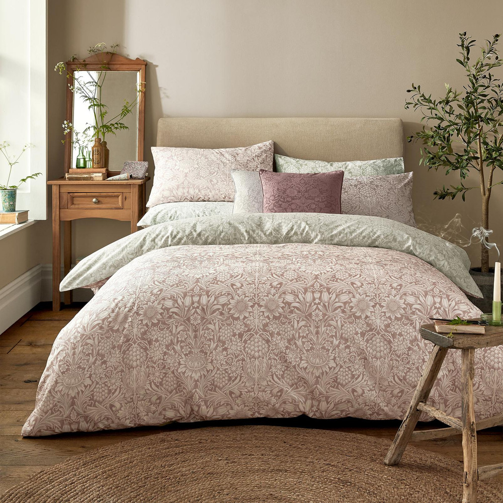 Sunflower Clay Duvet Cover Set - WMSUNFL01DQ_ROOMSET_SUNFLOWER_CLAY_DOUBLE_DUVET_COVER_01.jpg