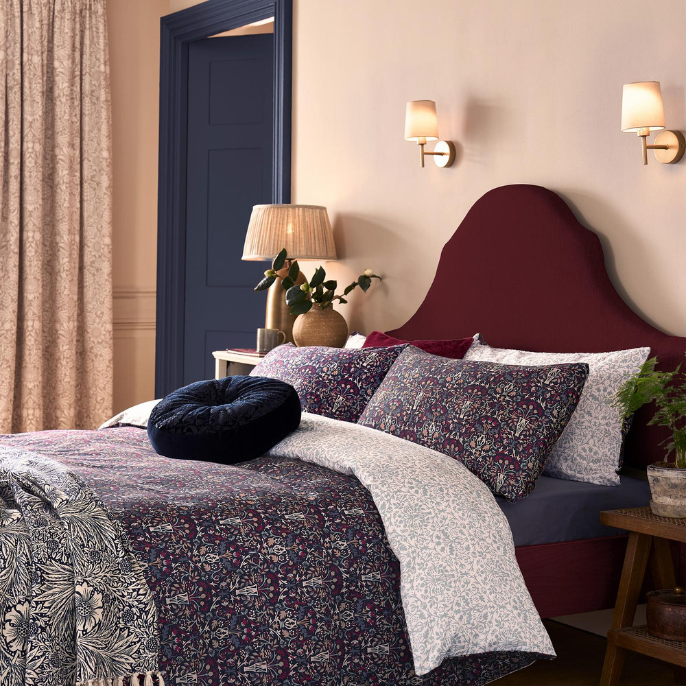 Flowerpot Indigo/Raspberry Duvet Cover Set - WMFLOW01DQ_ROOMSET_FLOWERPOT_INDIGO-RASPBERRY_DOUBLE_DUVET_COVER_01.jpg