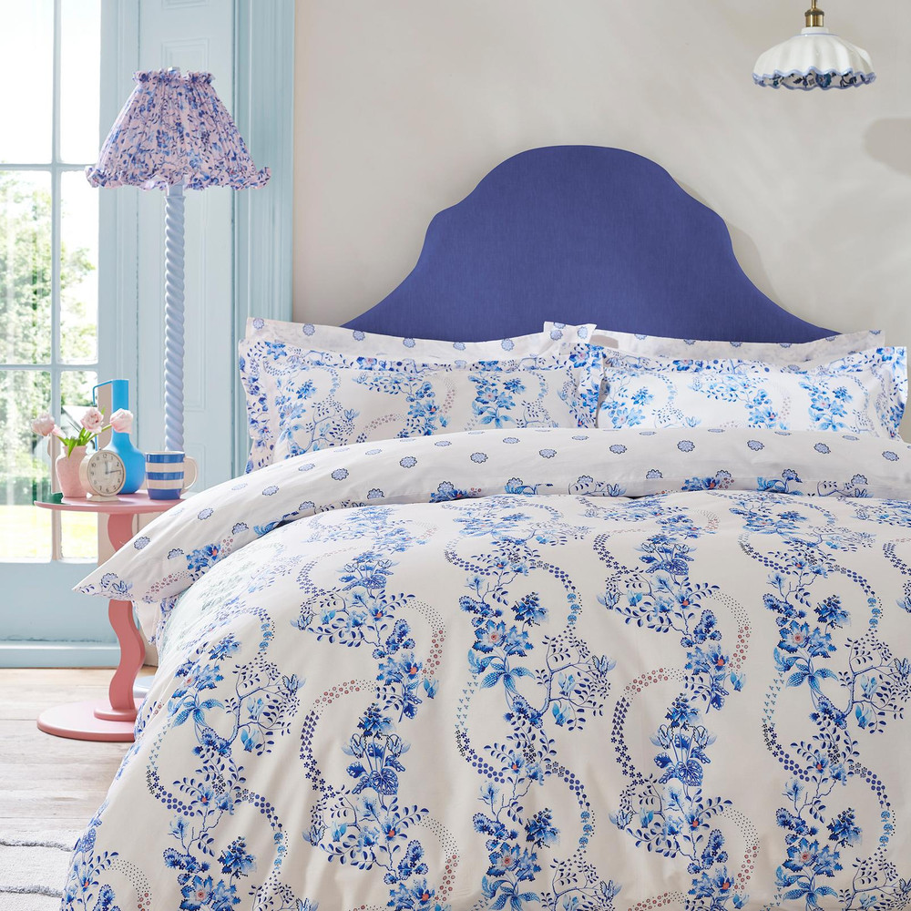 Road Floral Cornflower Duvet Cover Set - CKROADF01DQ_ROOMSET_ROAD_FLORAL_CORNFLOWER_DOUBLE_DUVET_COVER_01.jpg