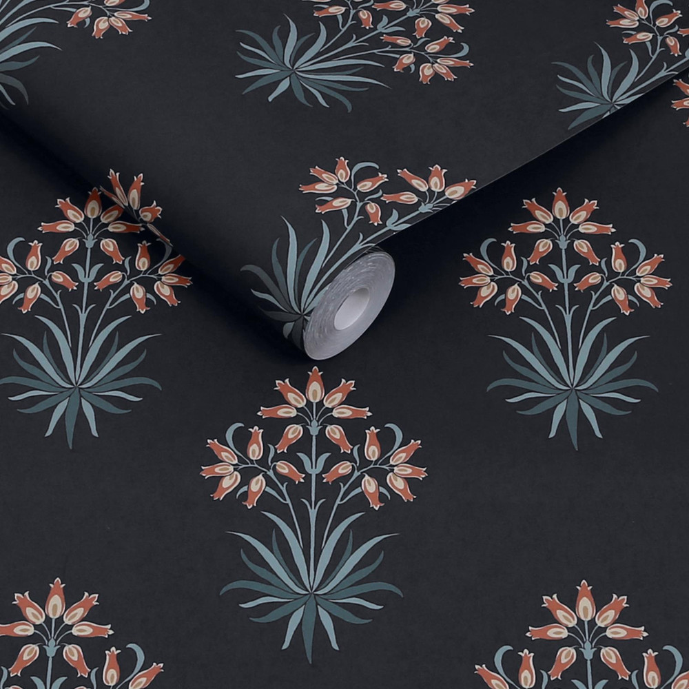 Hyacinth Flower Midnight Wallpaper - 145691_ROLLSHOT_HYACINTH FLOWER MIDNIGHT_01.jpg