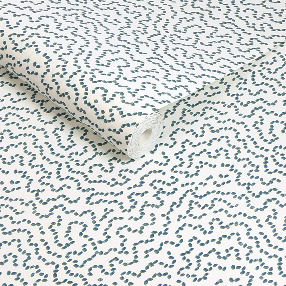 Next Wiggle Geo Blue Wallpaper - 143285_ROLLSHOT_WIGGLE GEO BLUE_01.jpg