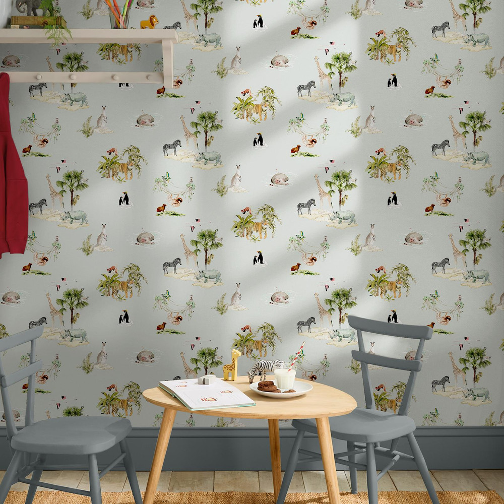 Sophie Allport Animals of the World Misty Blue Wallpaper - 146833_ROOMSET_ANIMALS OF THE WORLD MISTY BLUE_01.jpg