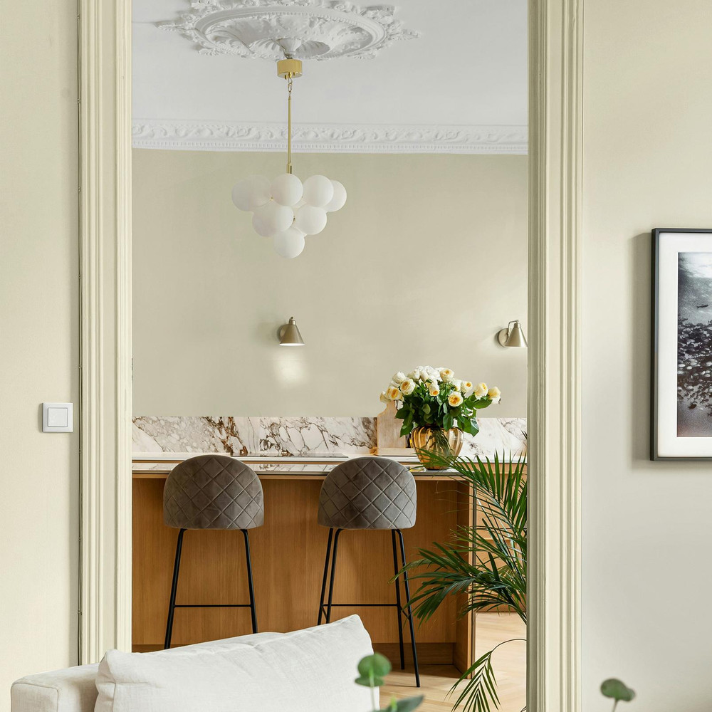 Feathered Linen Paint - 143587_ROOMSET_FEATHERED_LINEN_02.jpg