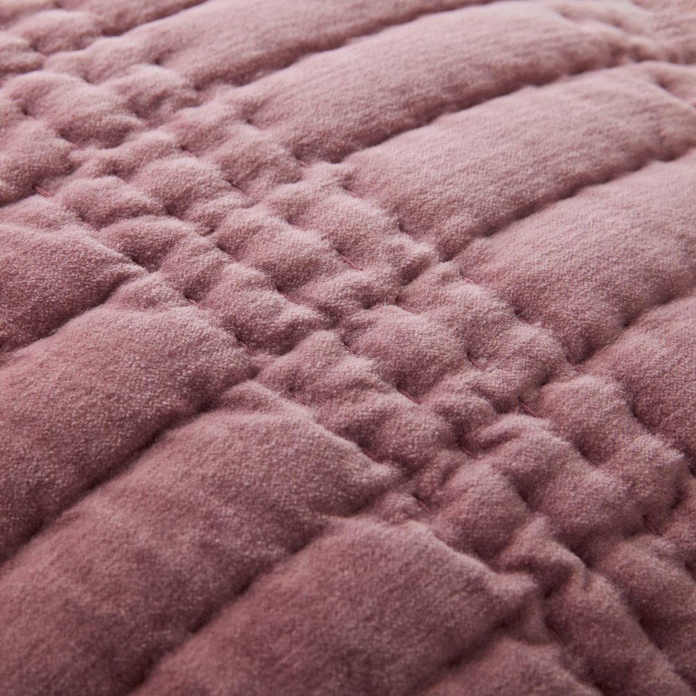 Laura Ashley Scalloped Old Rose Cushion - LASCALL0341_DETAIL_SCALLOPED_OLD_ROSE_02.jpg