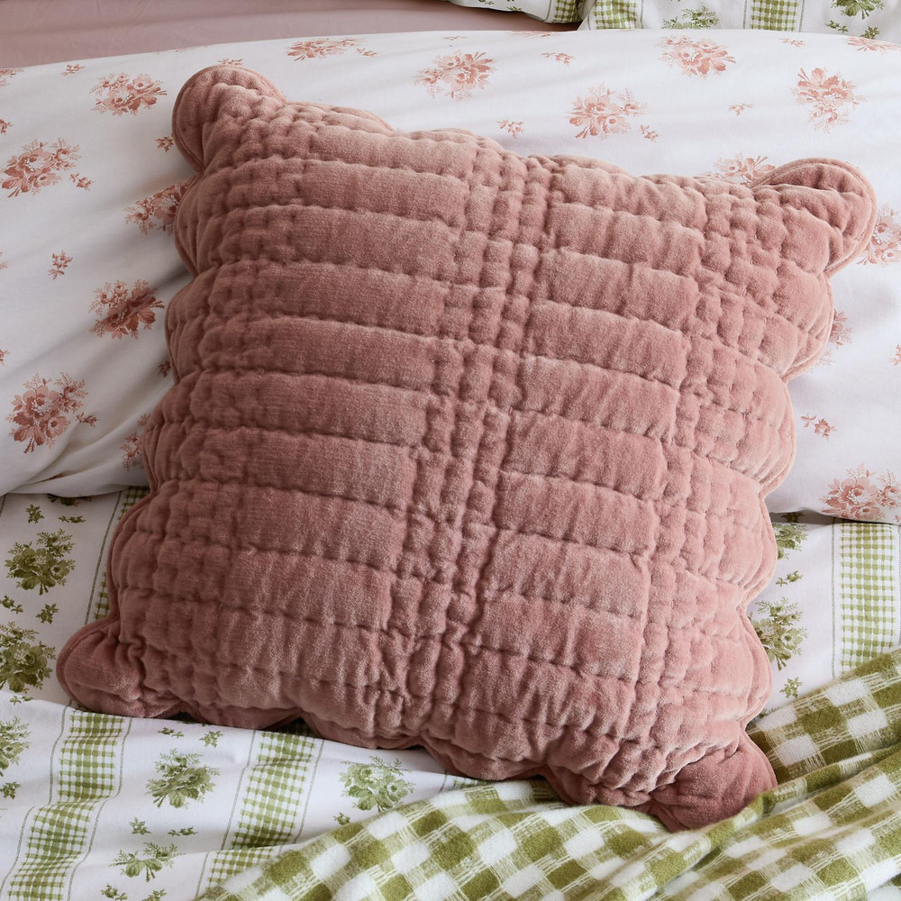 Laura Ashley Scalloped Old Rose Cushion - LASCALL0341_CAMEO_SCALLOPED_OLD_ROSE_01.jpg