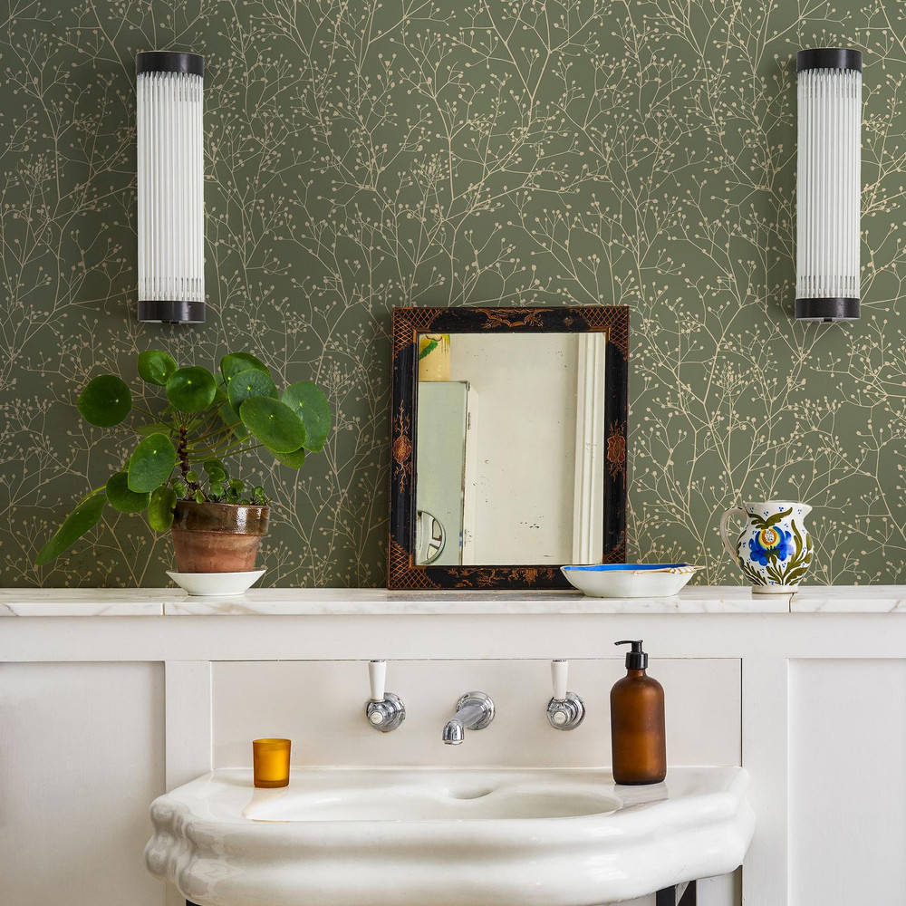 Clarissa Hulse Gypsophila Lichen & Pewter Wallpaper - 146994_ROOMSET_GYPSOPHILA LICHEN & PEWTER_01.jpg