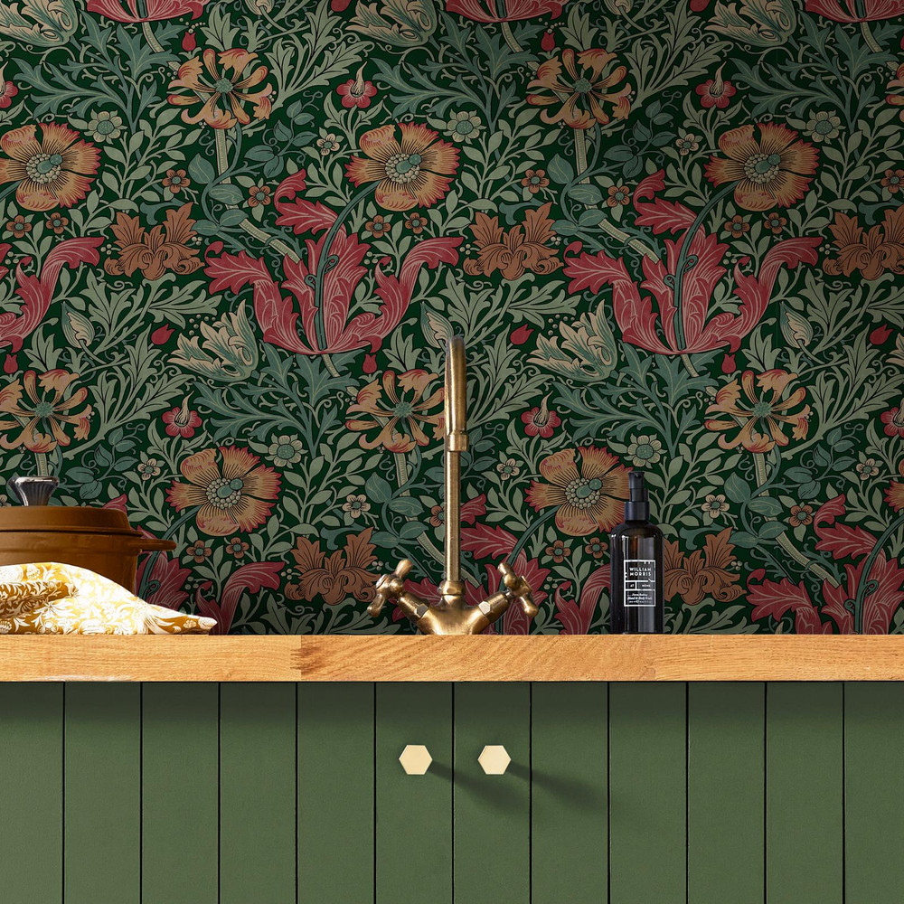 Compton Privet Green - 147068_ROOMSET_COMPTON PRIVET GREEN_01.jpg