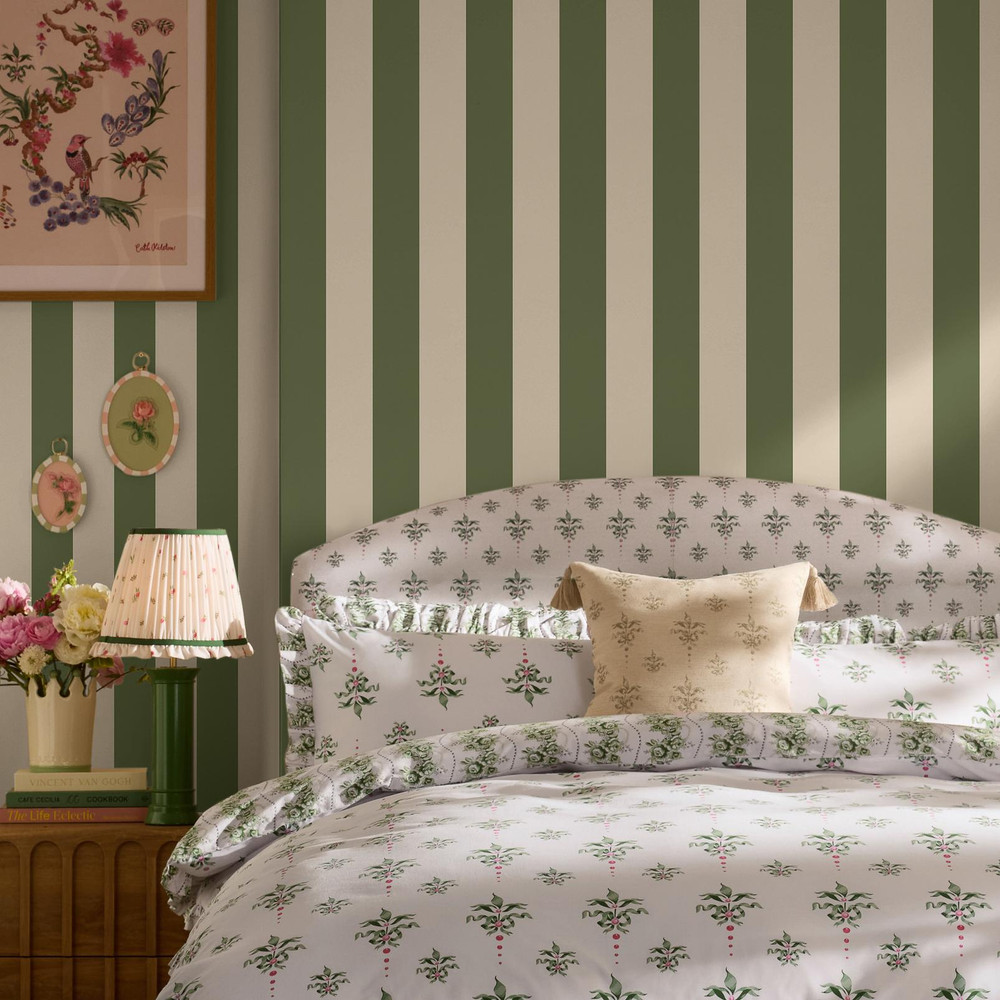 Cath Kidston Canopy Stripe Vintage Green Wallpaper - 149126_ROOMSET_CANOPY STRIPE VINTAGE GREEN_02.jpg