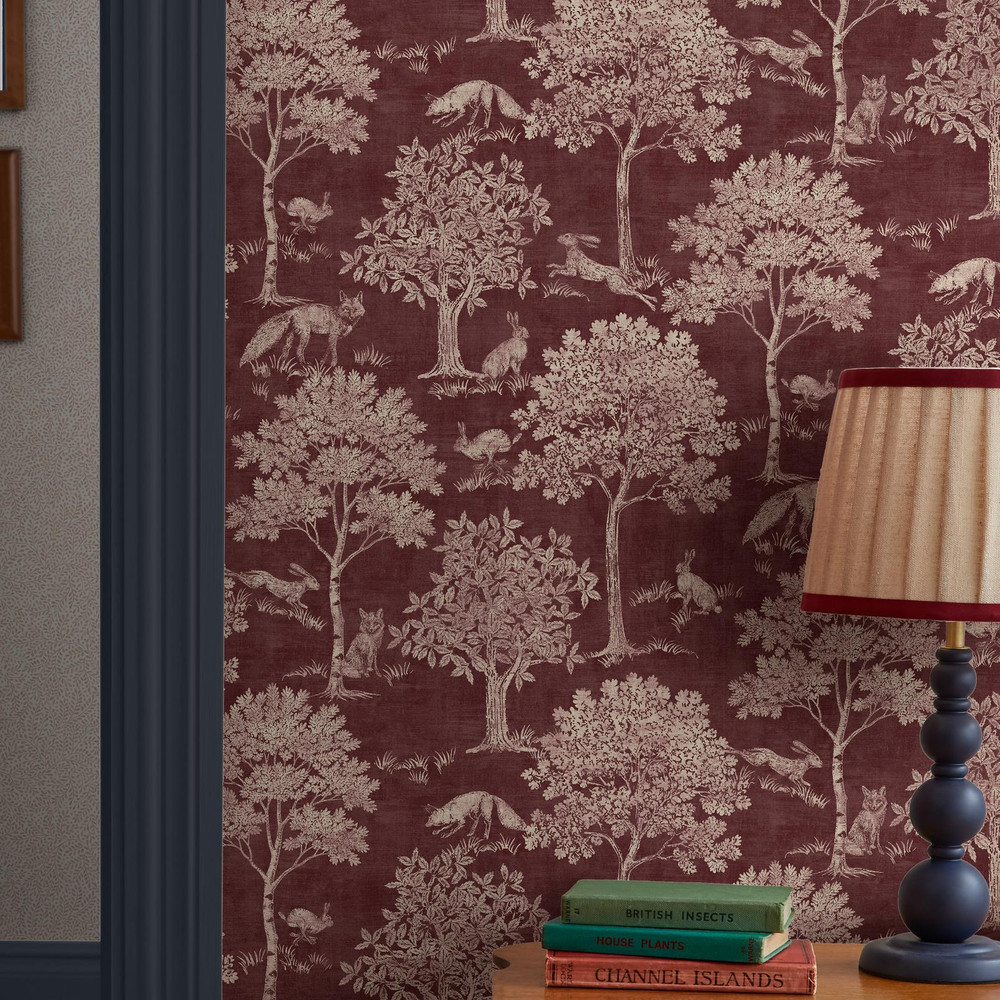 Joules Fox & Hare Red Wallpaper - 149579_ROOMSET_FOX & HARE RED_01.jpg