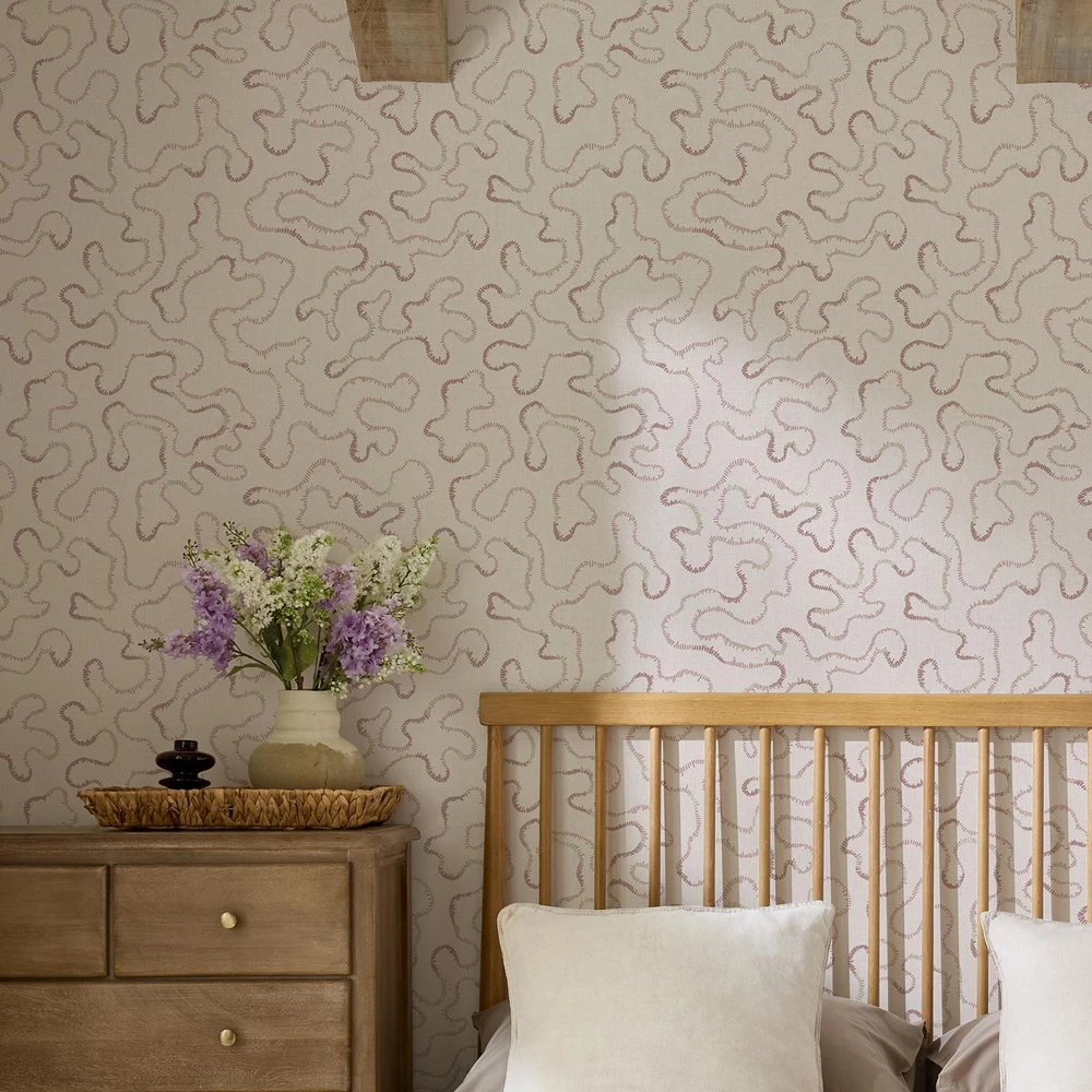 Cliveden Berry Wallpaper - 146928_ROOMSET_CLIVEDEN_BERRY_01.jpg