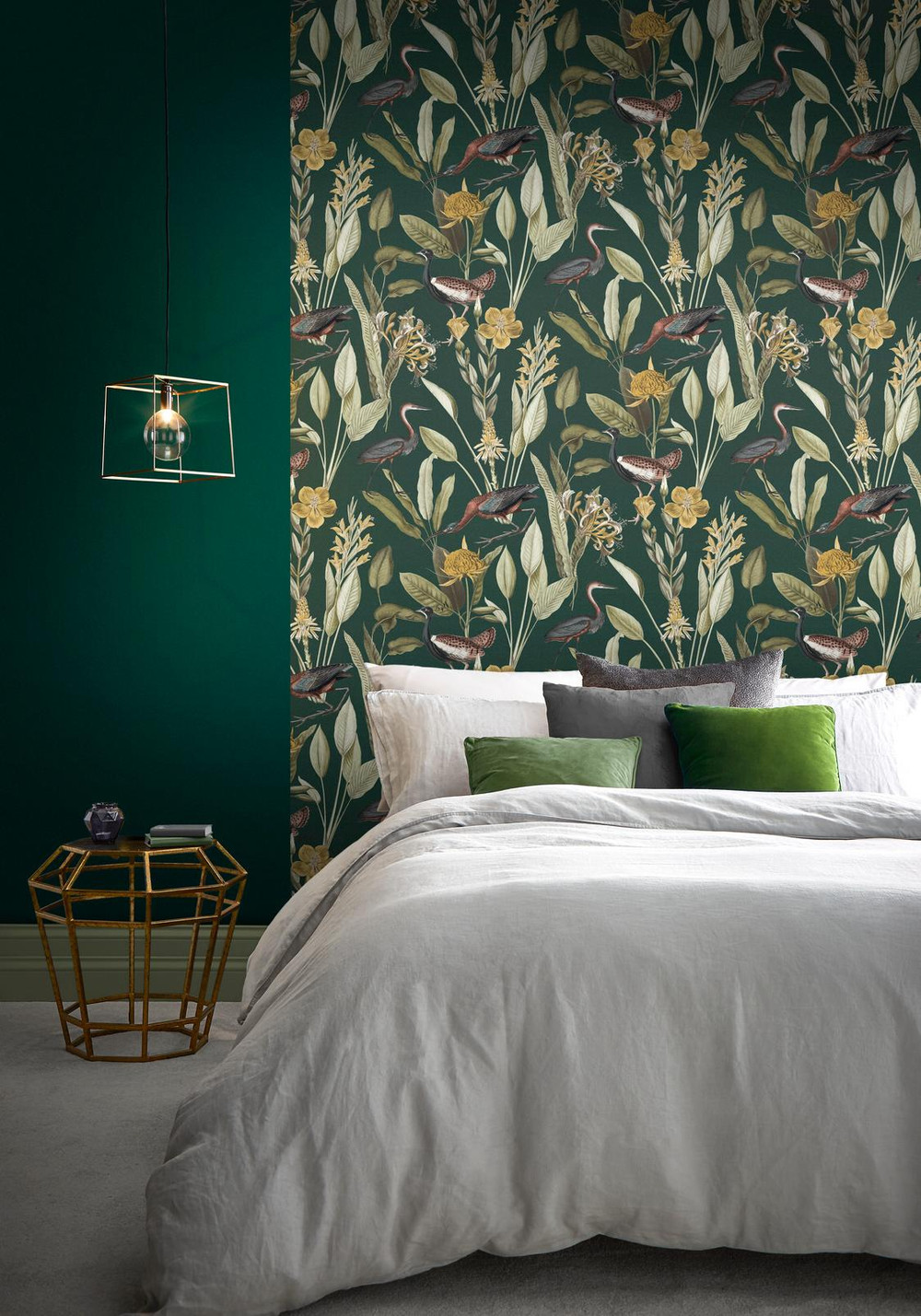 Glasshouse Green Wallpaper - 111719_ROOMSET_01.jpg