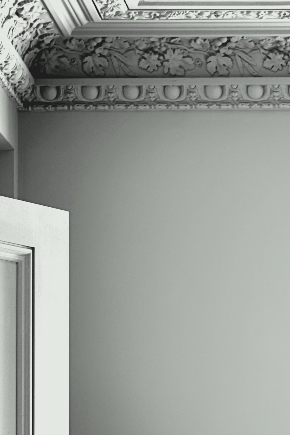 Laura Ashley Pale Eau de Nil Paint - 113693_ROOMSET_03.jpg