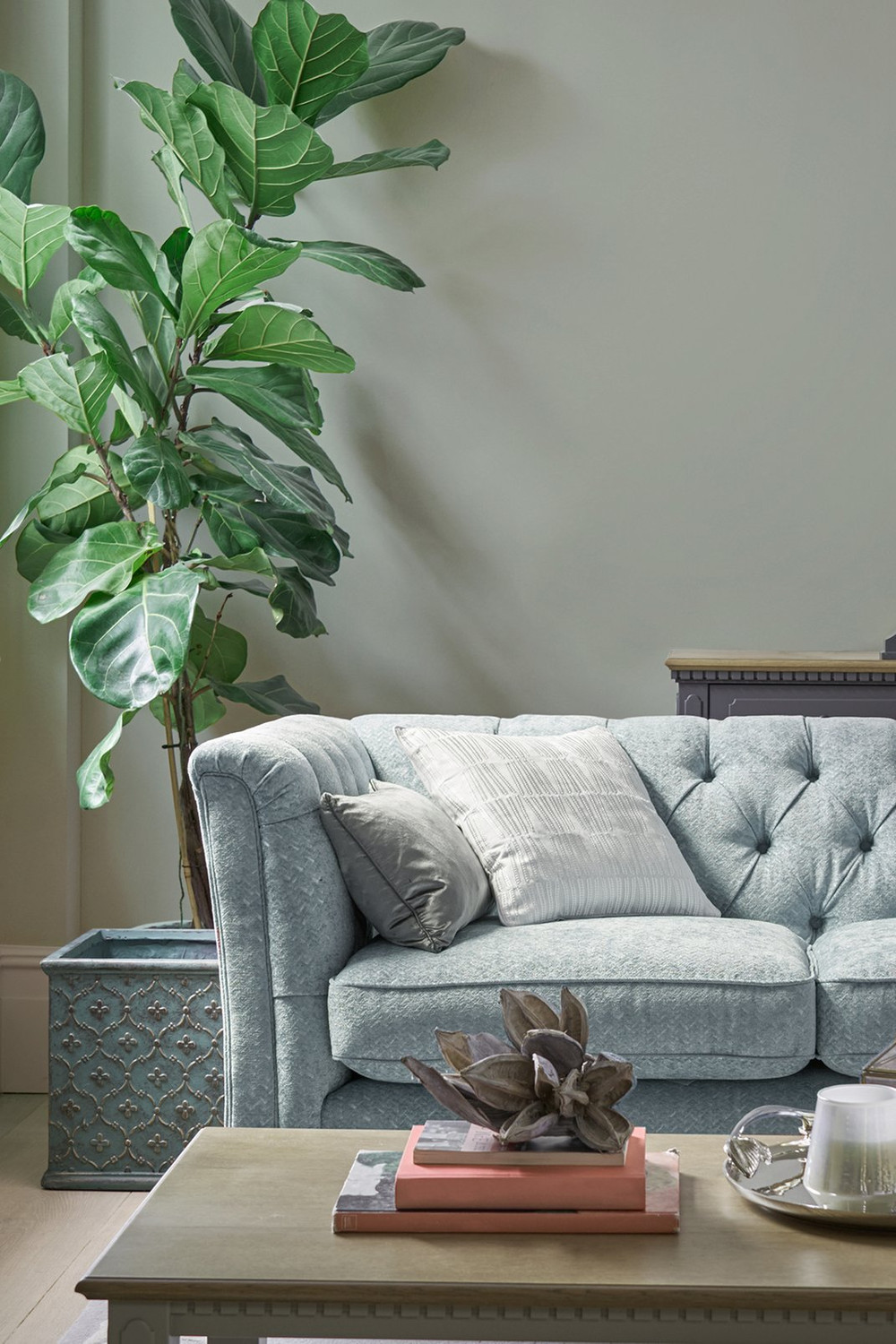 Laura Ashley Sage Leaf Paint - 113688_ROOMSET_04.jpg