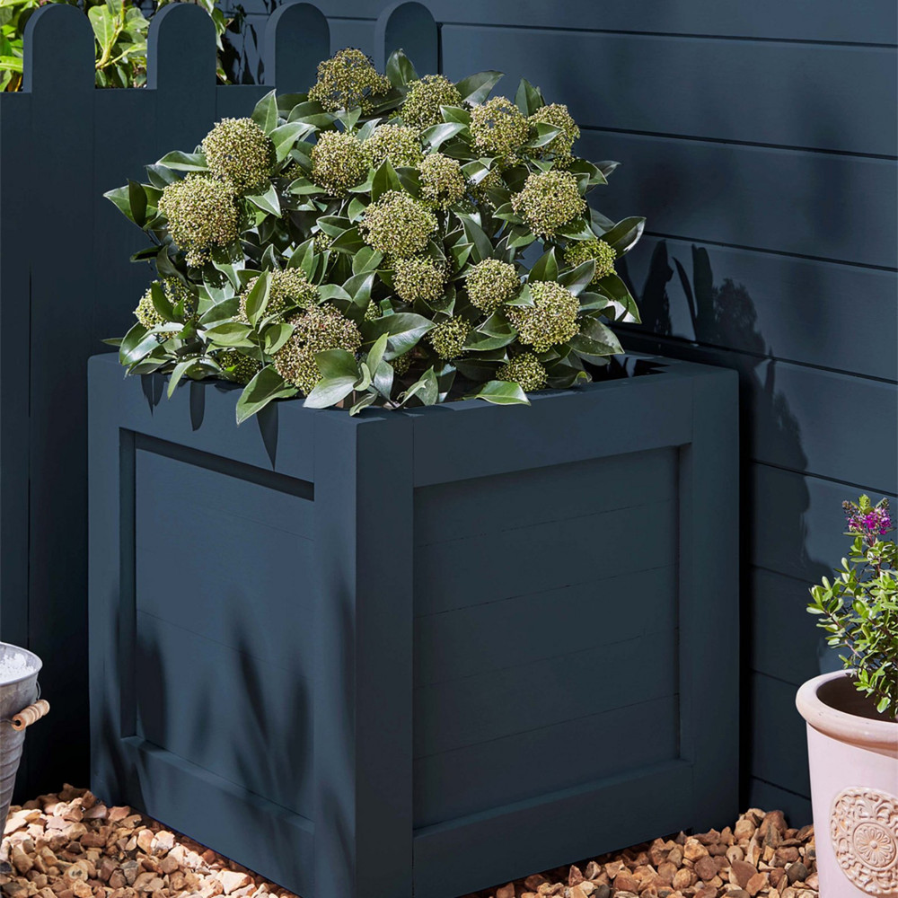 Laura Ashley Dusky Seaspray Paint - 113705_ROOMSET_07.jpg