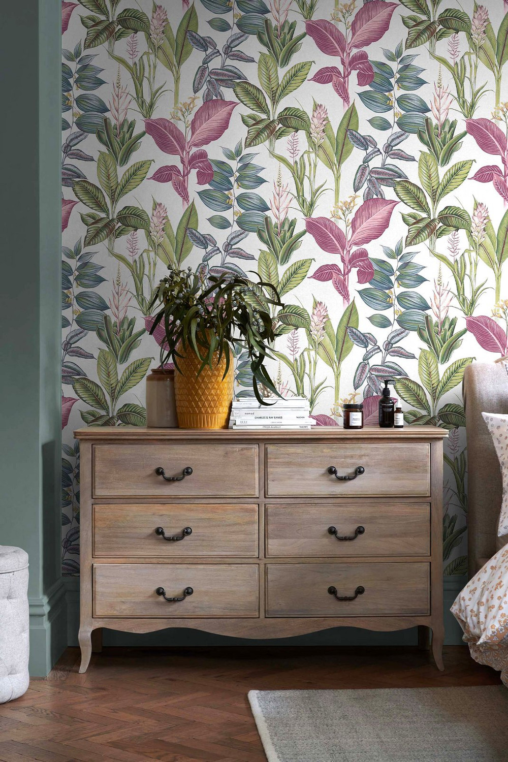 Next Fantasy Rainforest Leaves Wallpaper - 118299_ROOMSET_01.jpg