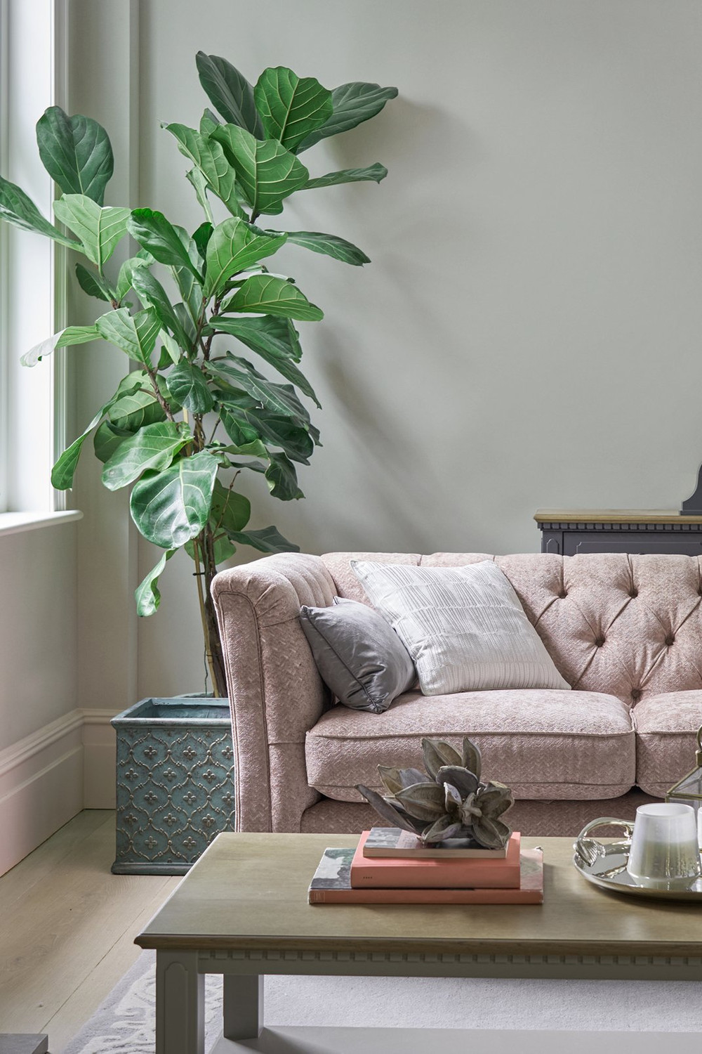 Laura Ashley Pale Sage Leaf Paint - 113687_ROOMSET_04.jpg