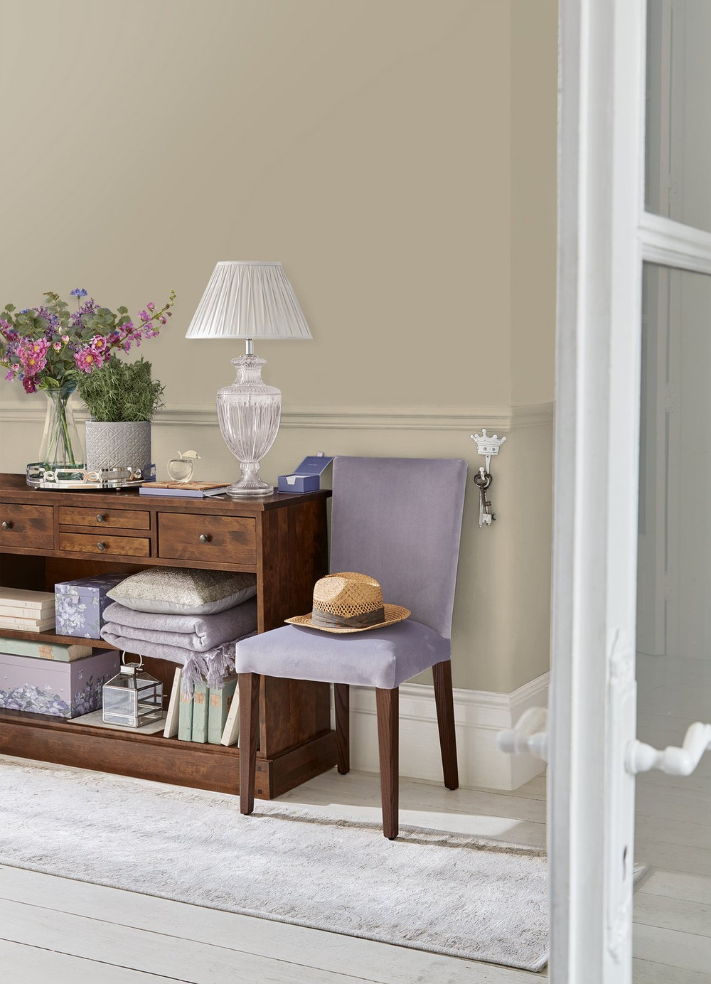 Laura Ashley Creamware Paint - 113654_ROOMSET_06.jpg