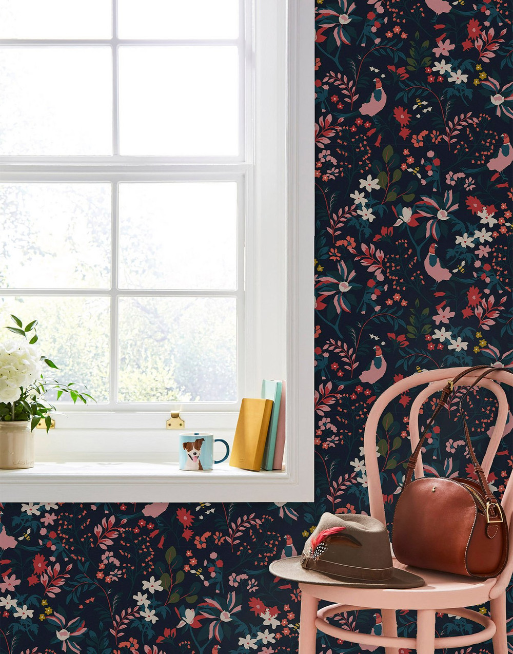 Joules Fields Edge Floral French Navy Wallpaper - 118568_ROOMSET_01.jpg