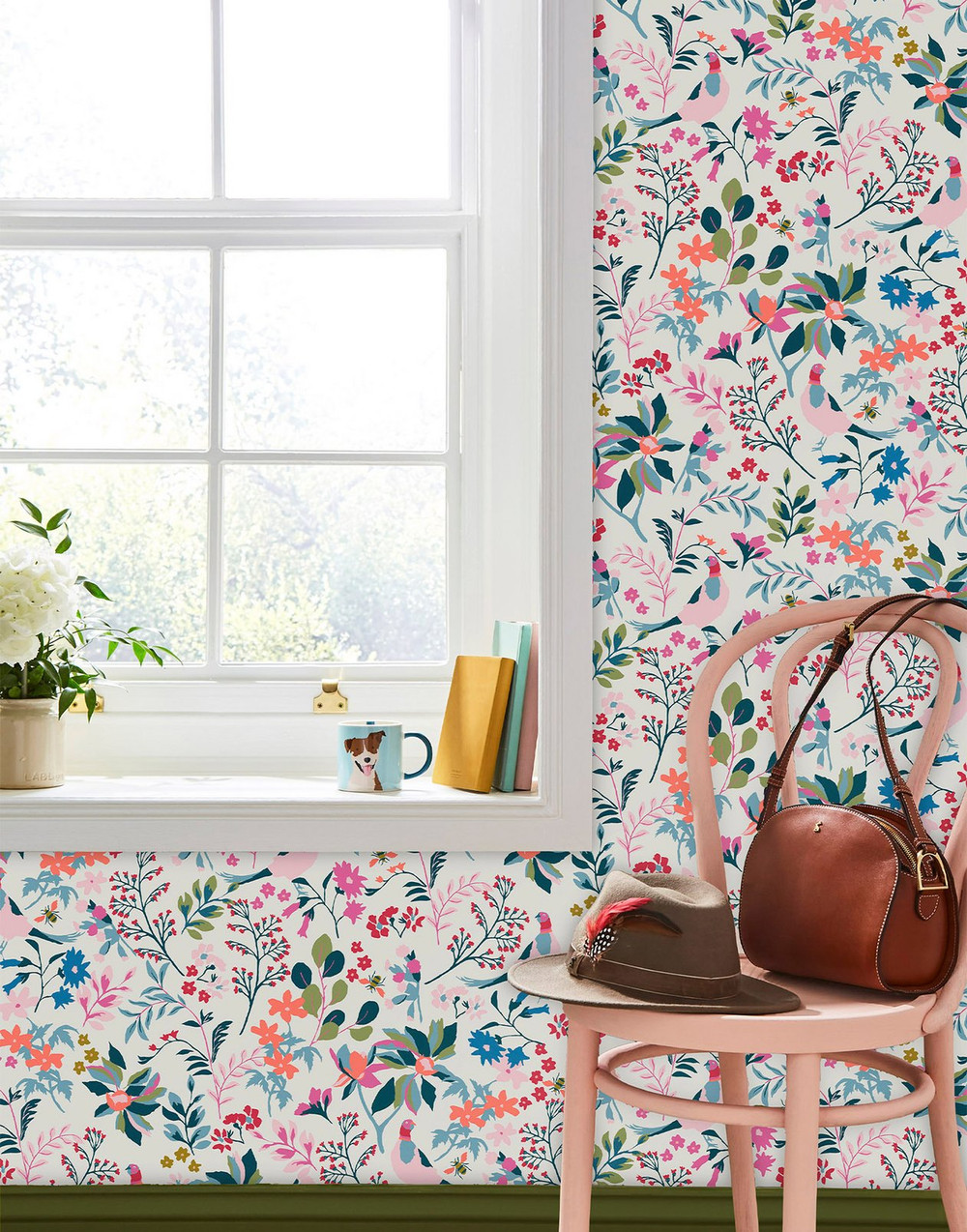 Joules Fields Edge Floral Antique Creme Wallpaper - 118569_ROOMSET_01.jpg