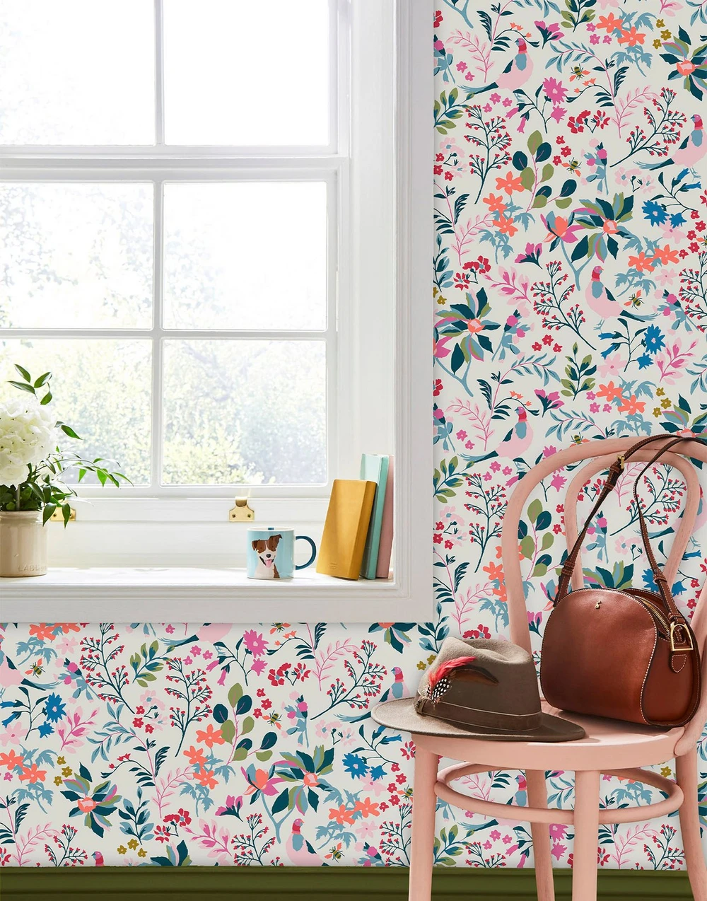 Joules Fields Edge Floral Antique Creme Wallpaper - 118569_ROOMSET_01.jpg