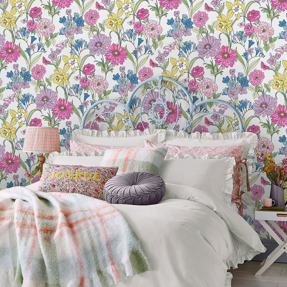 Laura Ashley Gilly Wallpaper