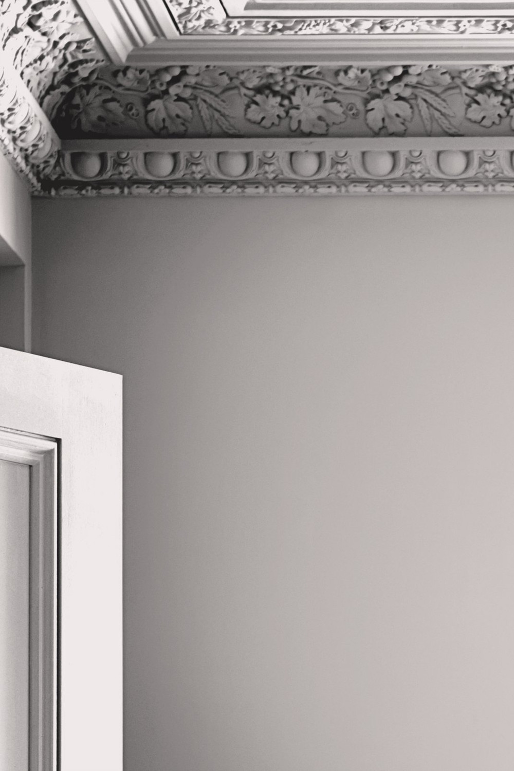 Laura Ashley Amethyst White Paint - 113707_ROOMSET_02.jpg