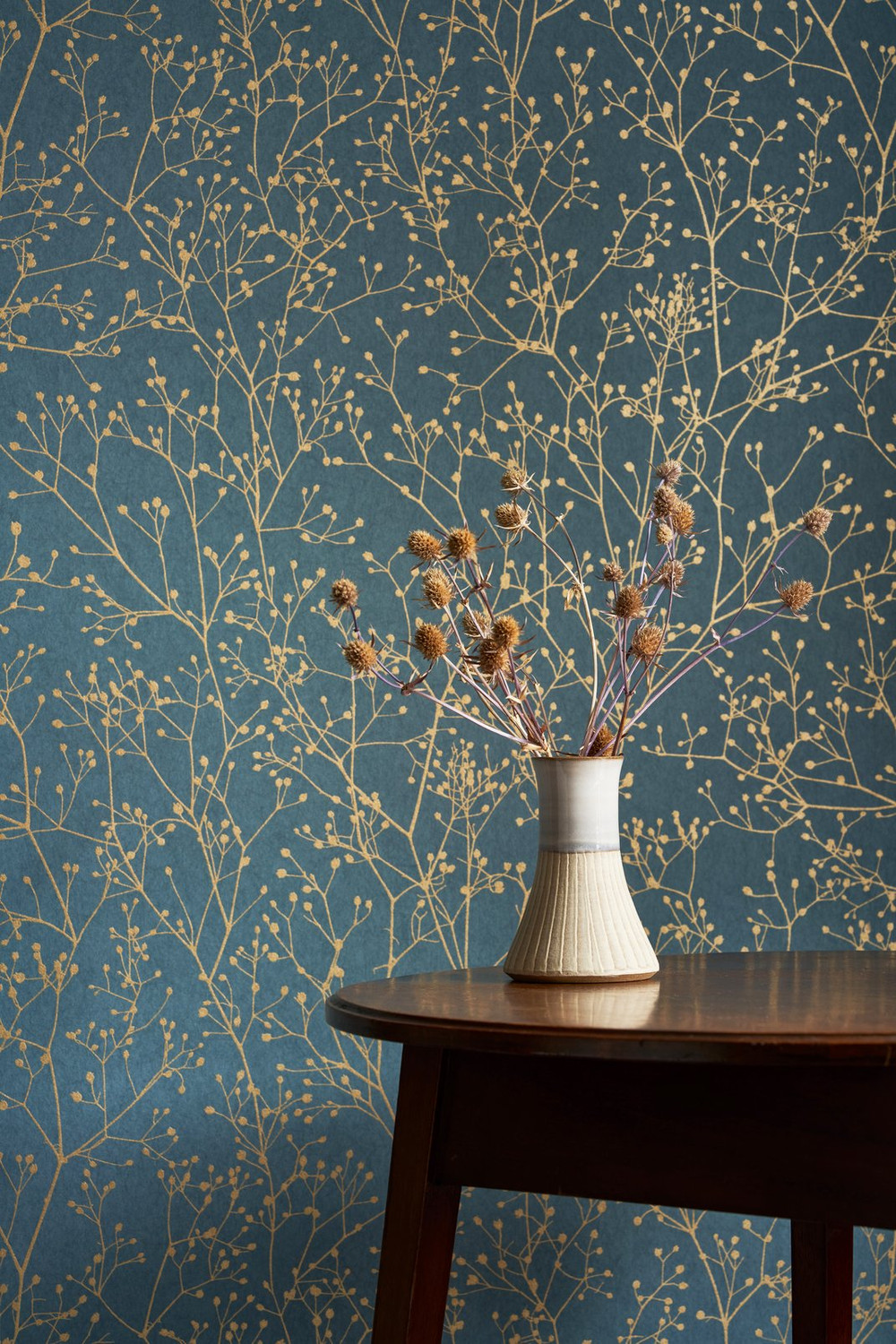 Gypsophila Airforce Blue & Soft Gold Wallpaper by Clarissa Hulse - 120384_ROOMSET_01.jpg