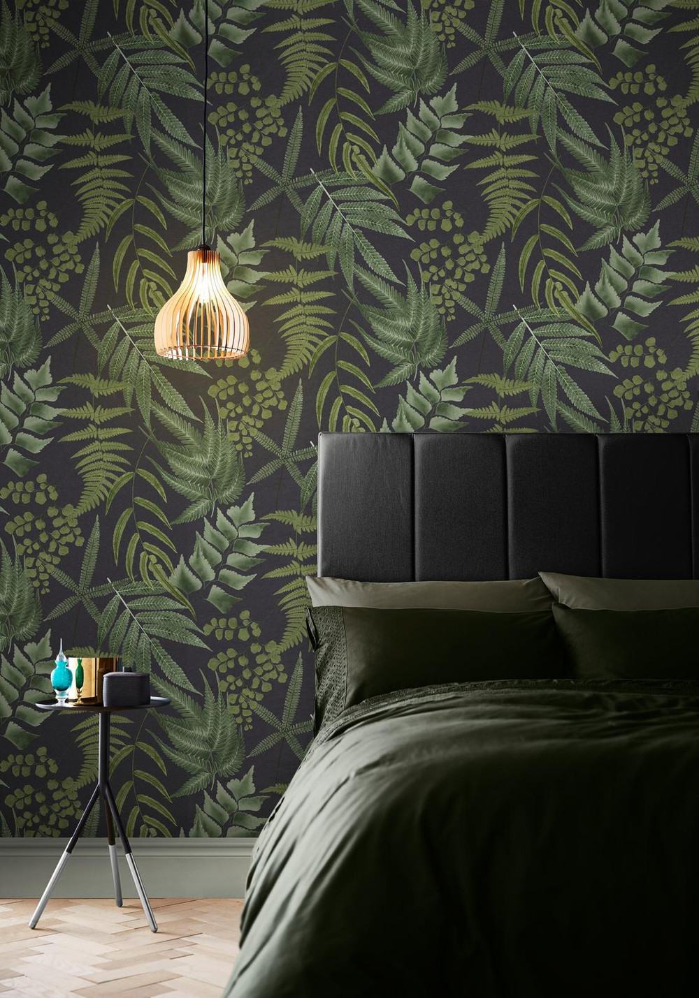 Midsummer Fern Black Wallpaper - 107879_ROOMSET_01.jpg