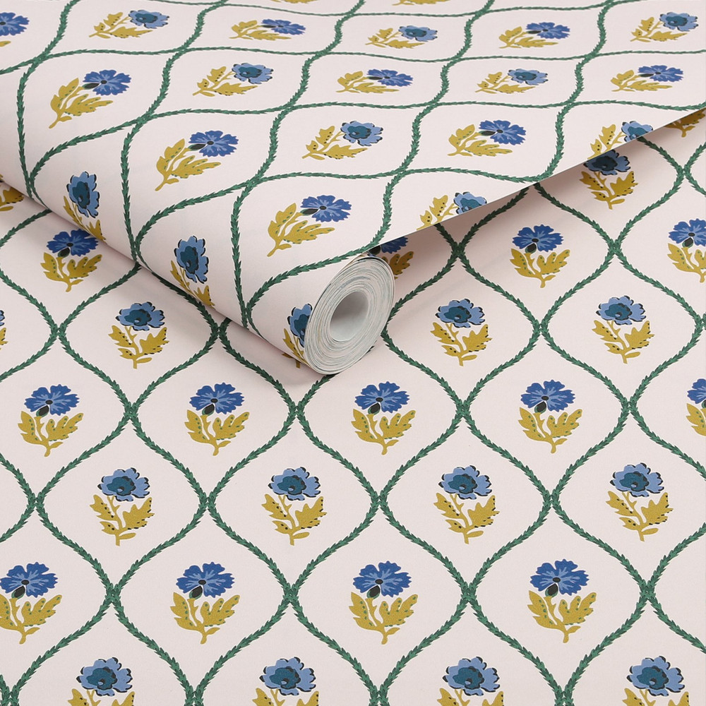 Joules Trellis Floral Creme Gold Wallpaper - 120876_ROLLSHOT_01.jpg