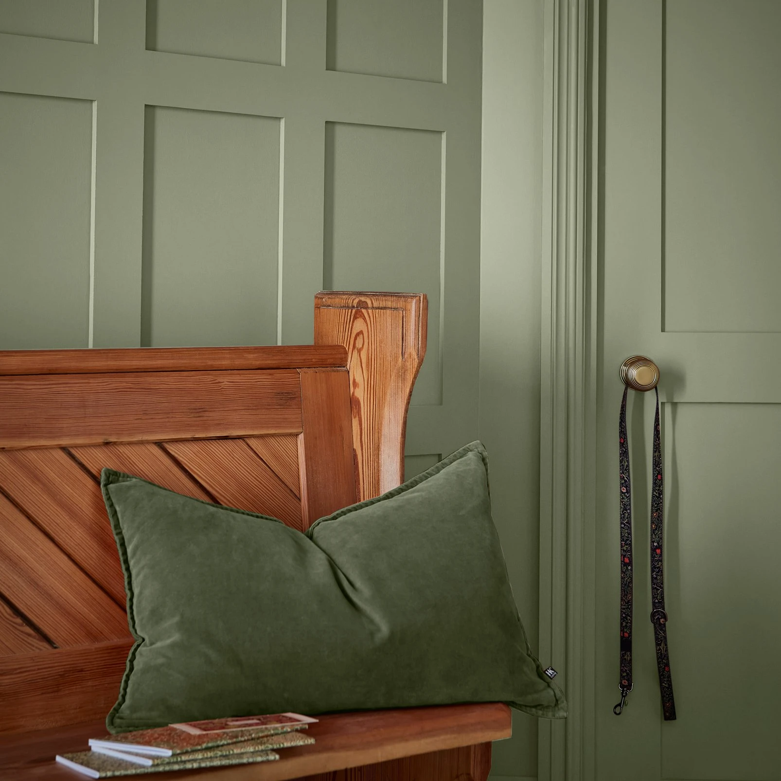 William Morris At Home Crafter's Clay Paint - 124312_ROOMSET_CRAFTERS CLAY_01.jpg