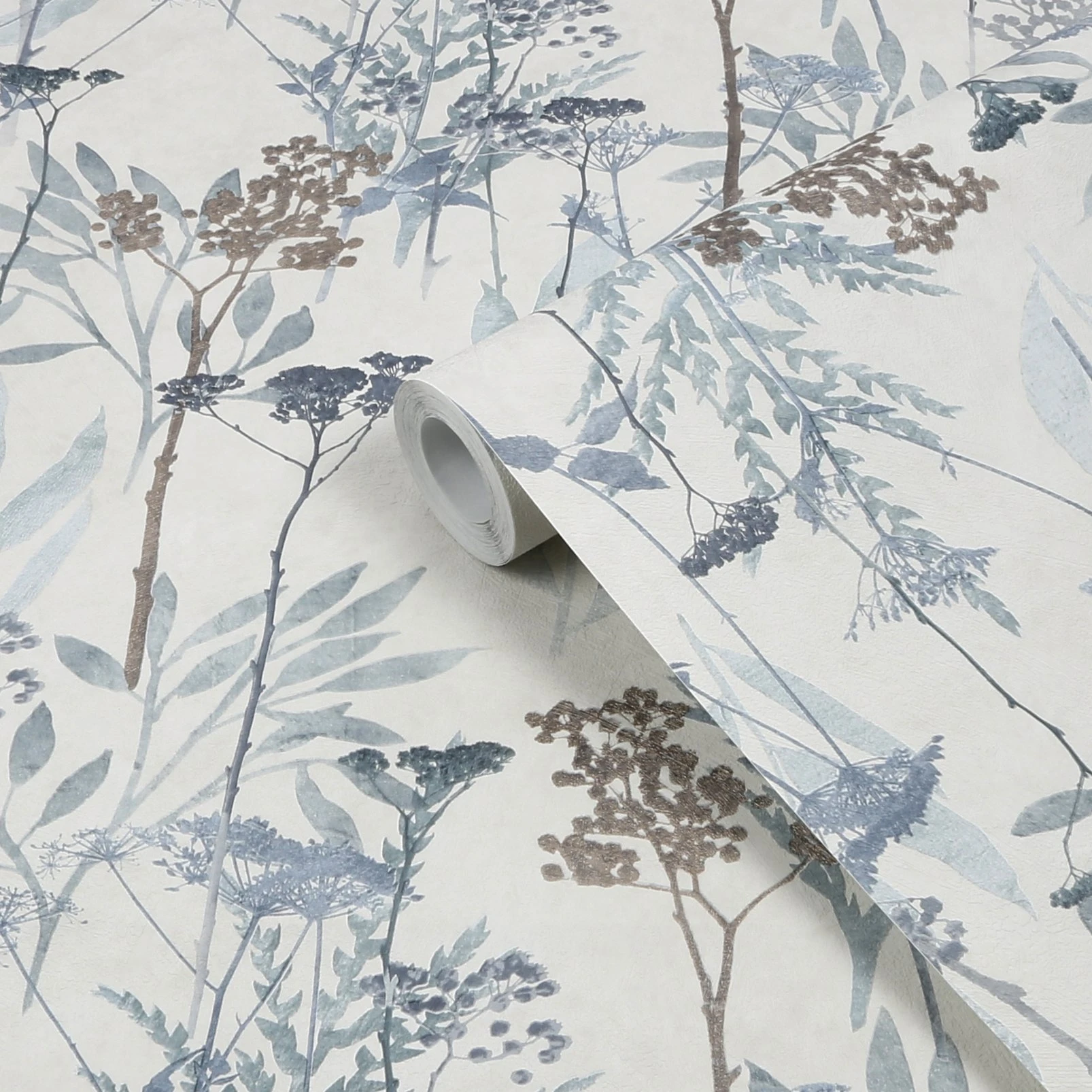 Solstice Pale Blue Wallpaper - 125060_ROLLSHOT_SOLSTICE PALE BLUE_02.jpg