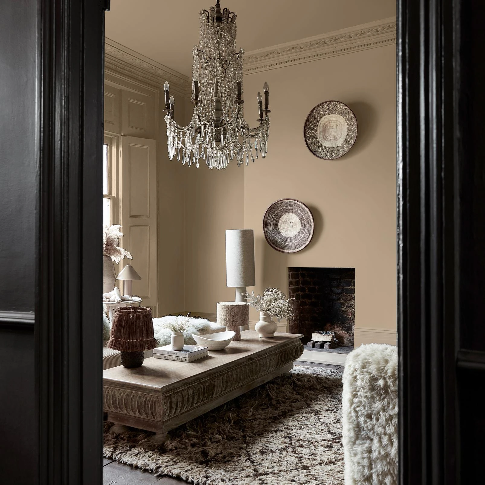Abigail Ahern Weathered Linen Paint - 131474_ROOMSET_WEATHERED LINEN_01.jpg