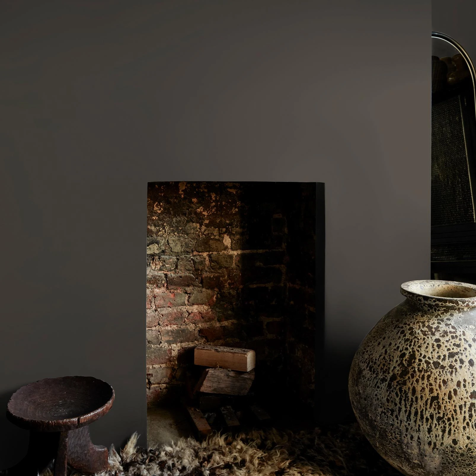 Abigail Ahern Smoky River Paint - 131457_ROOMSET_SMOKY RIVER_01.jpg