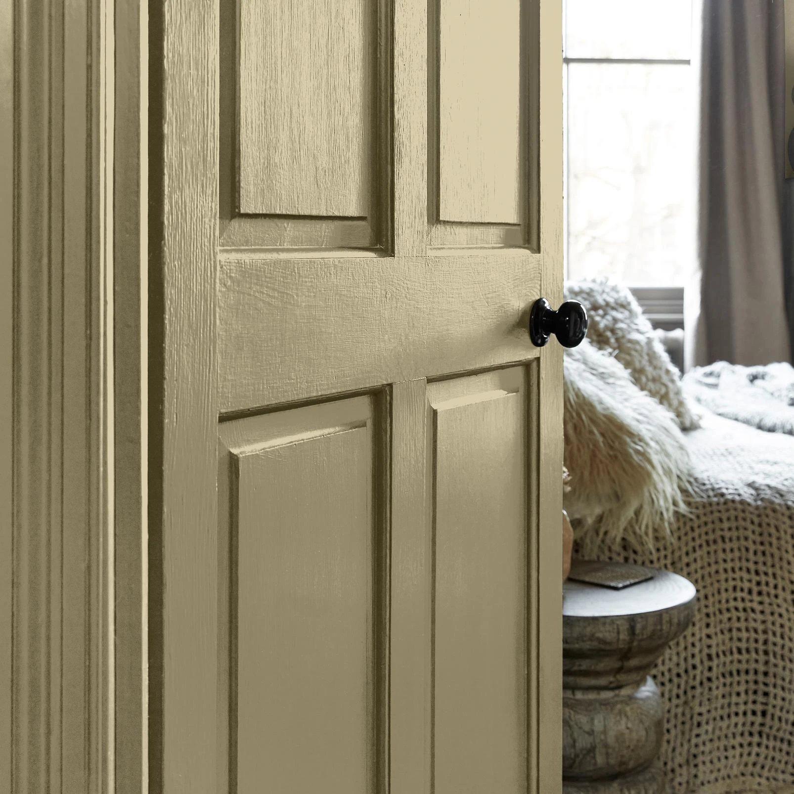 Abigail Ahern Moody Sage Paint - 131464_DETAIL_MOODY SAGE_03.jpg