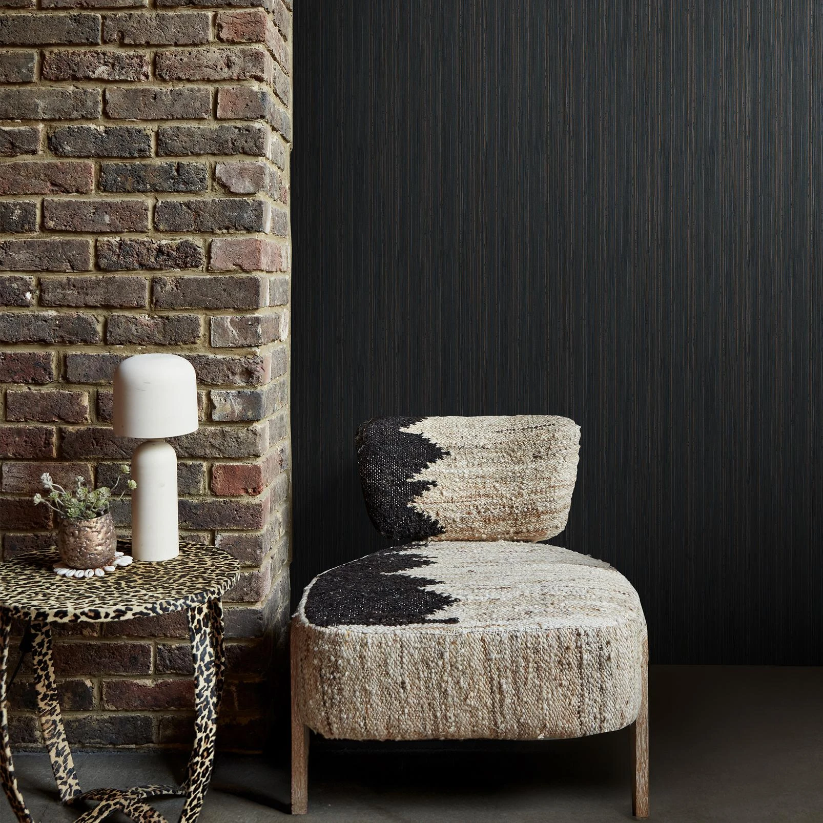 Abigail Ahern Fibre Stripe Twilight Wallpaper - 140102_ROOMSET_FIBRE STRIPE TWILIGHT SHEEN_02.jpg