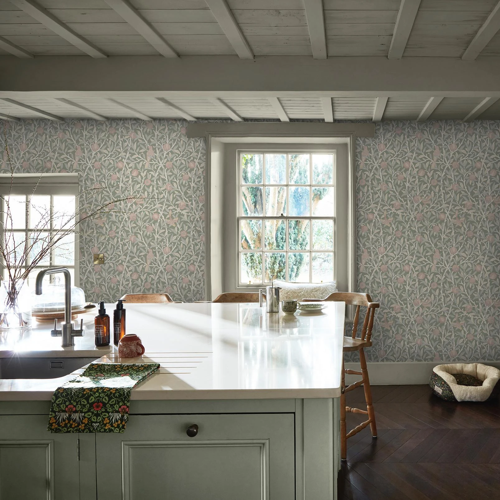 Bird & Pomegranate Rose Garden Wallpaper - 140502_ROOMSET_BIRD & POMEGRANATE ROSE GARDEN_01.jpg
