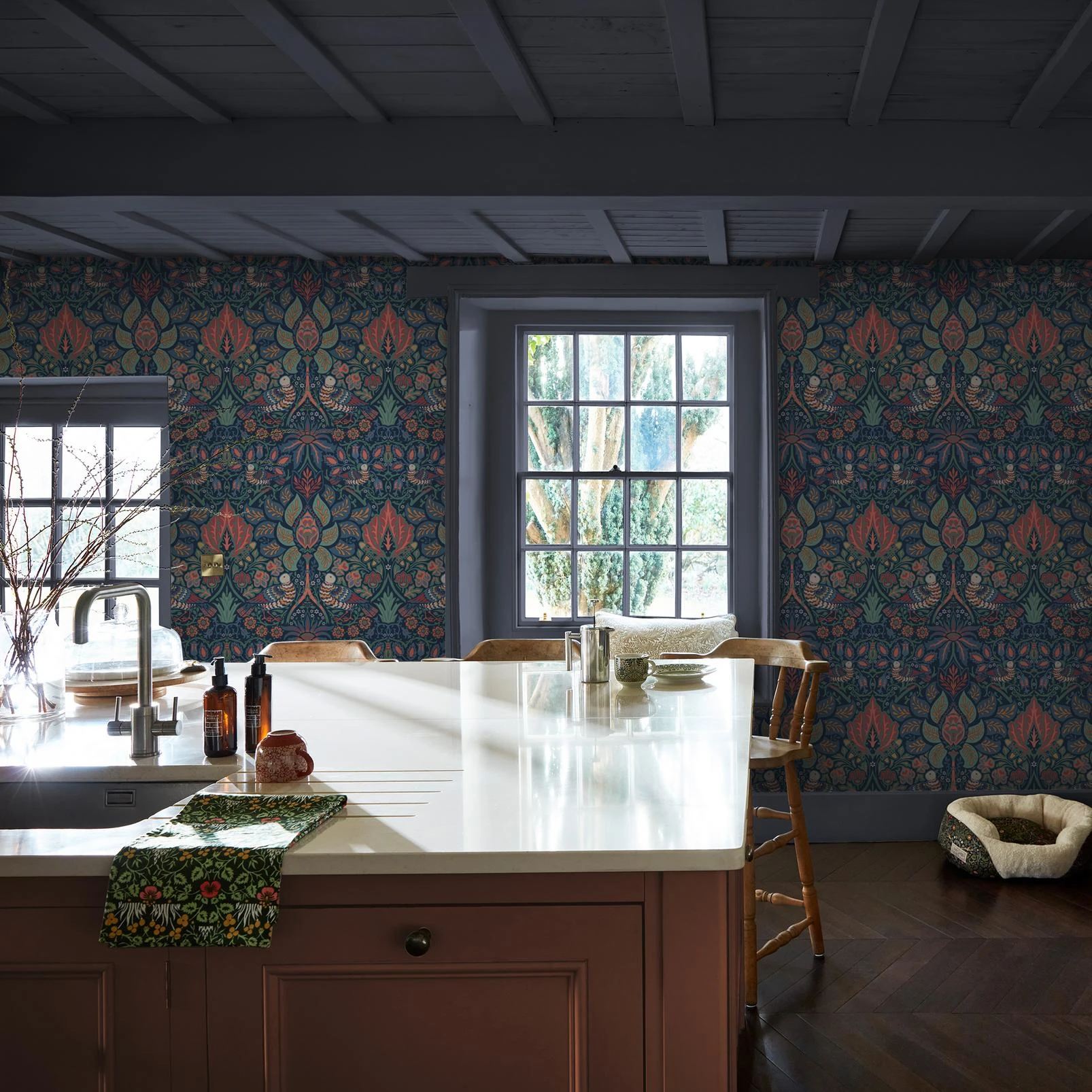 Dove & Rose Midsummer Wallpaper - 140477_ROOMSET_DOVE & ROSE MIDSUMMER_02.jpg