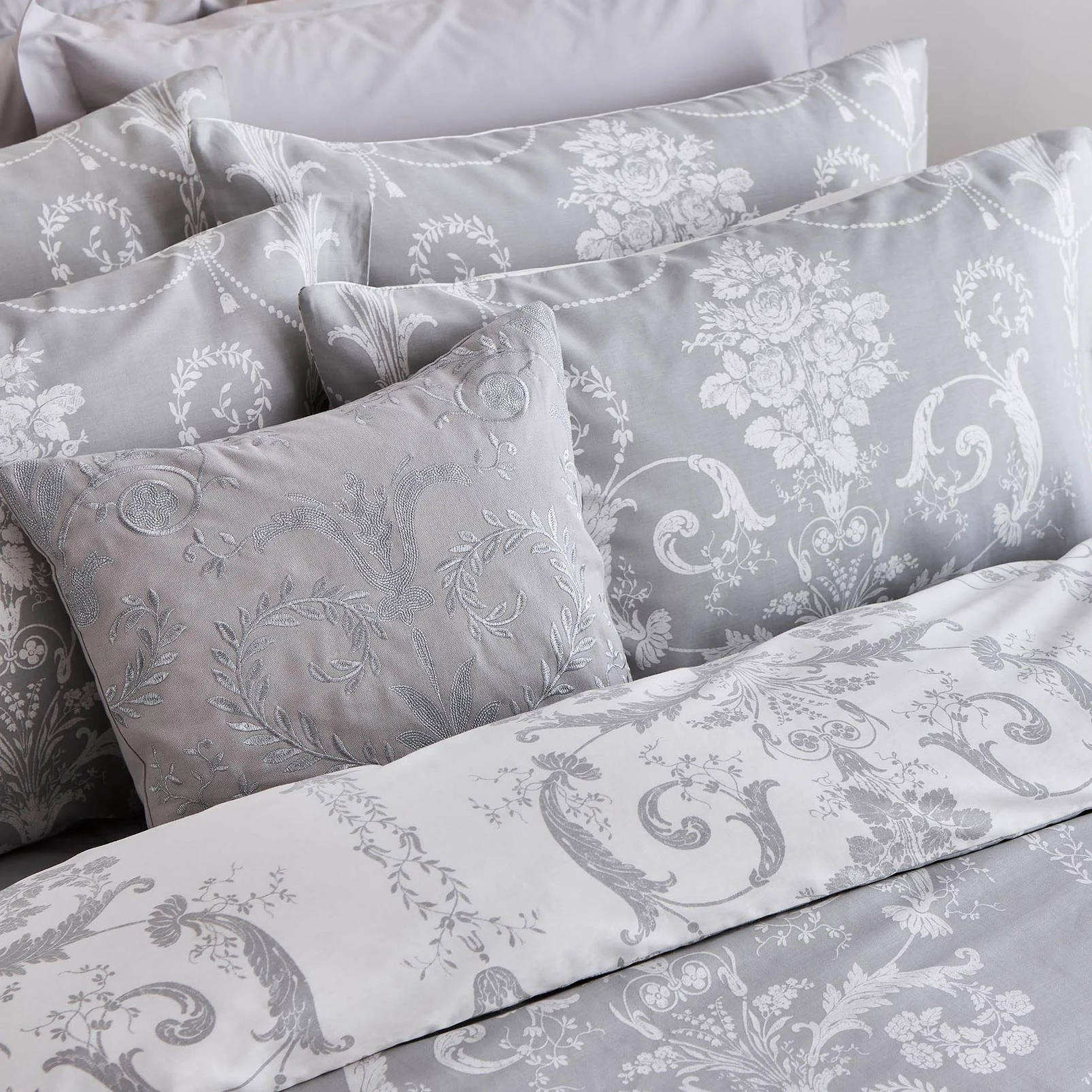 Josette Steel Duvet Cover Set - LAJOSE02DQ_CAMEO_JOSETTE STEEL_01.jpg
