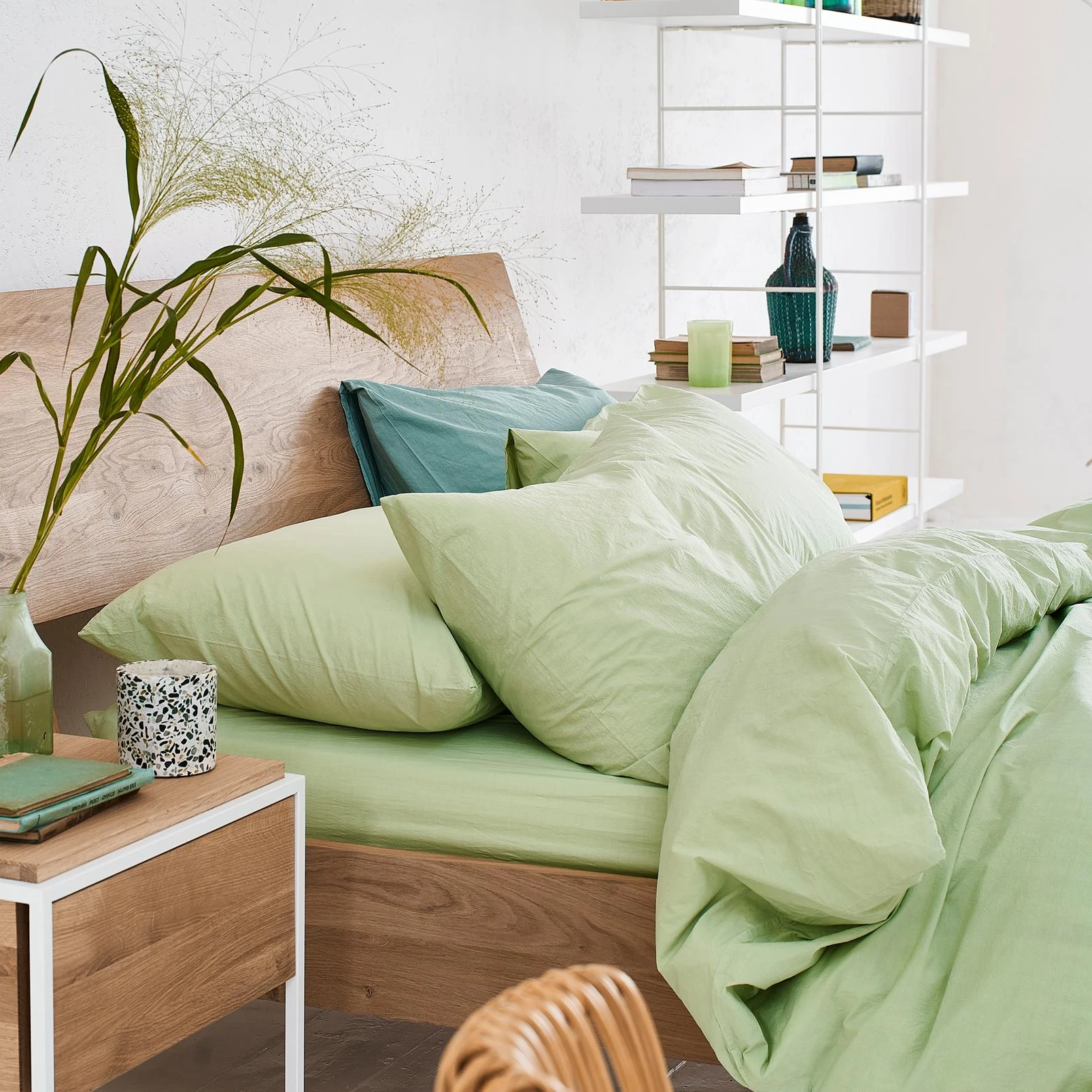 Loweswater Willow Green Duvet Cover Set - DGLOWESW04DQ_CAMEO_LOWESWATER_WILLOW_GREEN_DOUBLE_DUVET_COVER_01.jpg