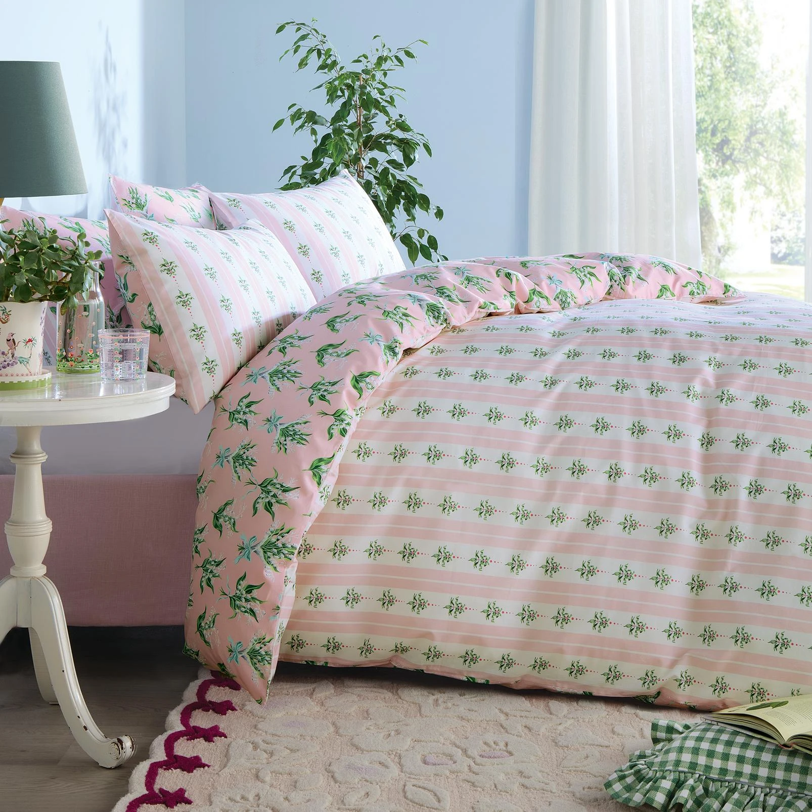 Lily Of The Valley Soft Pink Duvet Cover Set - CKLILY01DQ_ROOMSET_LILY_OF_THE_VALLEY_SOFT_PINK_DOUBLE_DUVET_COVER_01.jpg