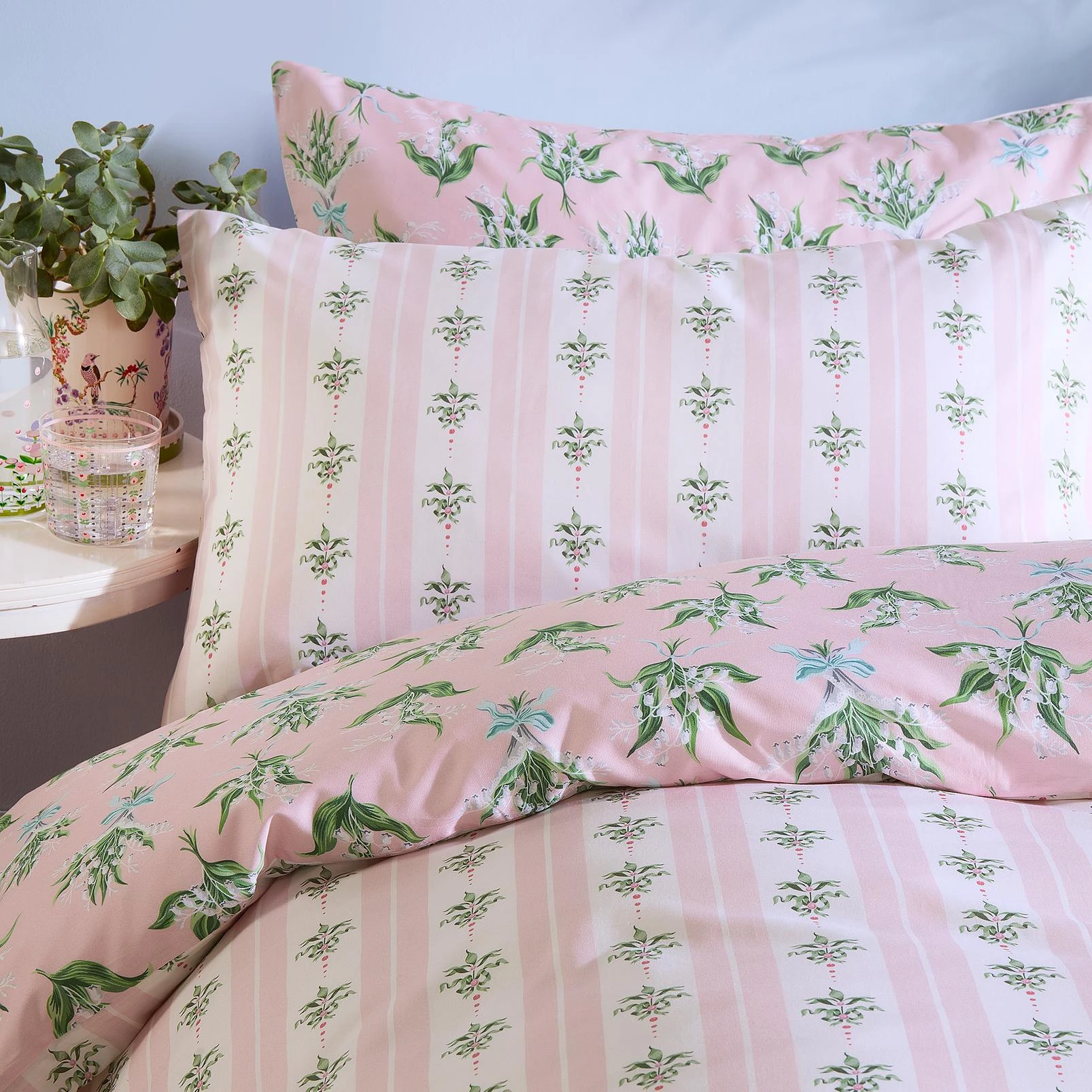 Lily Of The Valley Soft Pink Duvet Cover Set - CKLILY01DQ_CAMEO_LILY_OF_THE_VALLEY_SOFT_PINK_DOUBLE_DUVET_COVER_01.jpg