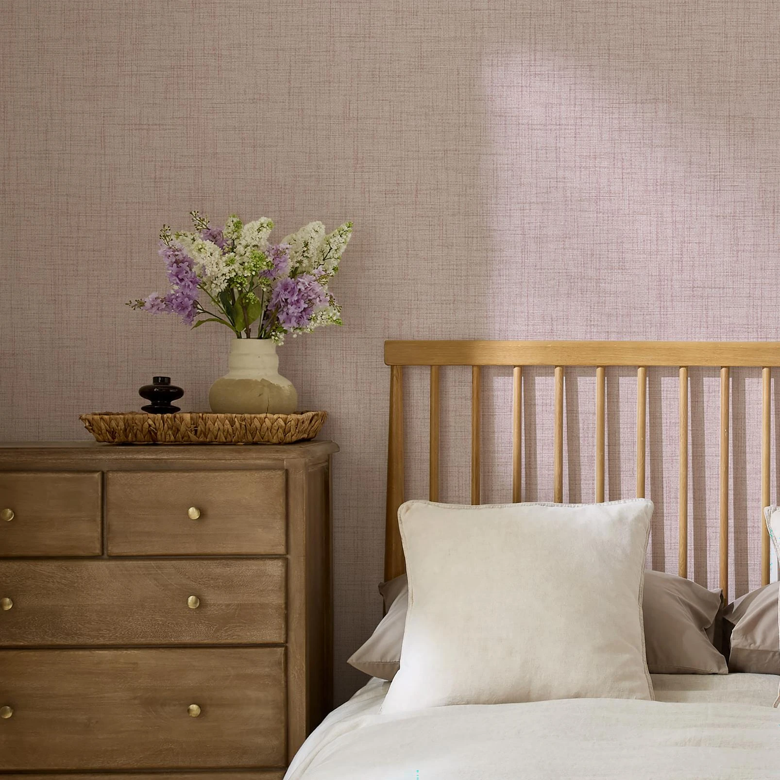 Nova Texture Pink Wallpaper - 145485_ROOMSET_NOVA_TEXTURE_PINK_01.jpg