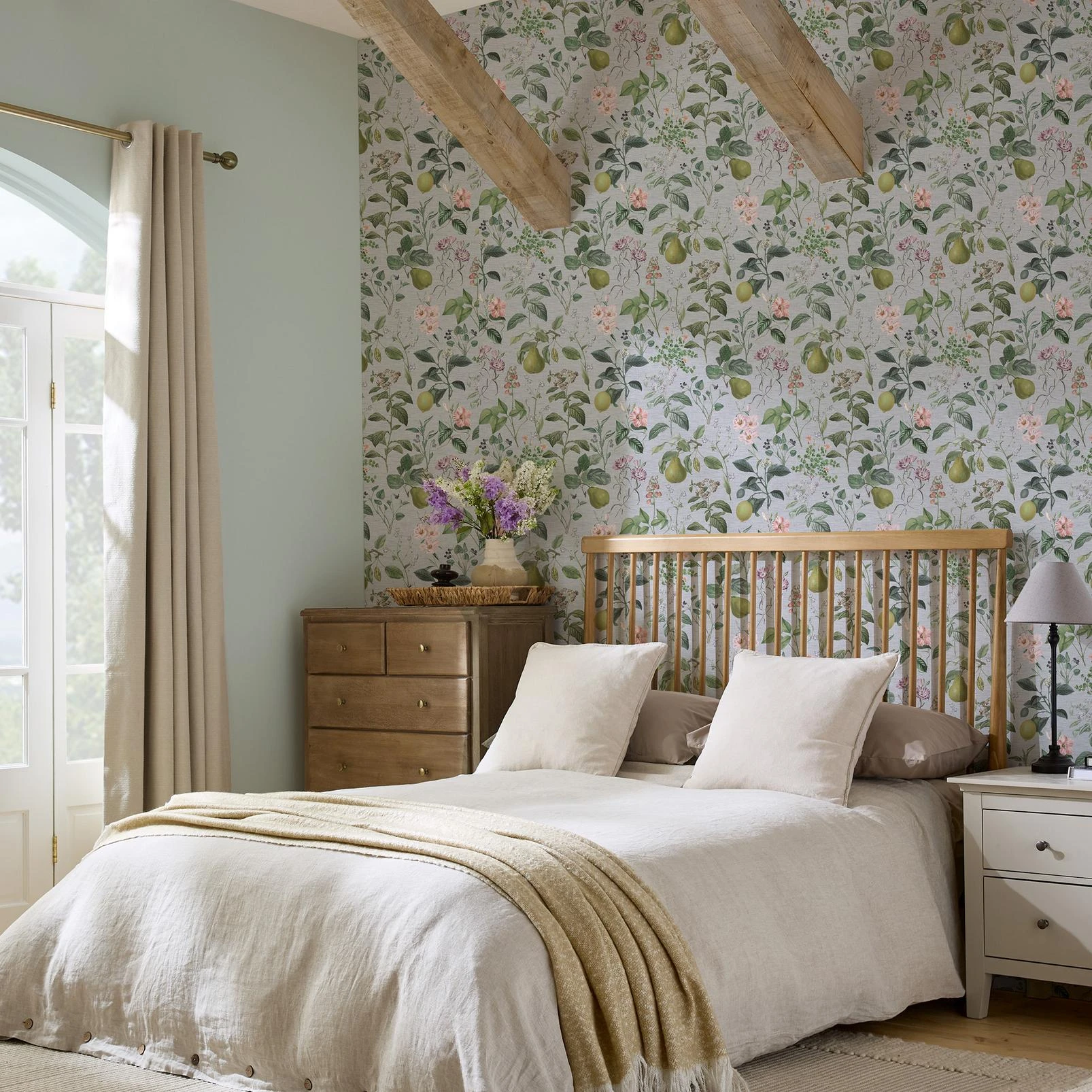 Ophelia Duckegg Wallpaper - 145457_ROOMSET_OPHELIA_DUCKEGG_01.jpg
