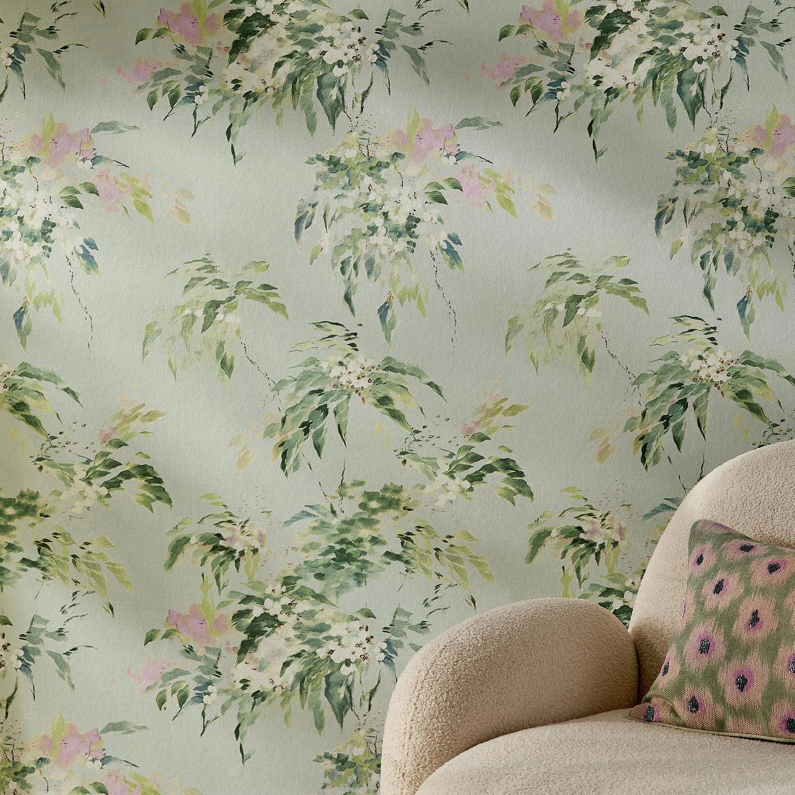 Next Sage Ruiz Floral Wallpaper - 145491_ROOMSET_SAGE RUIZ FLORAL_02.jpg