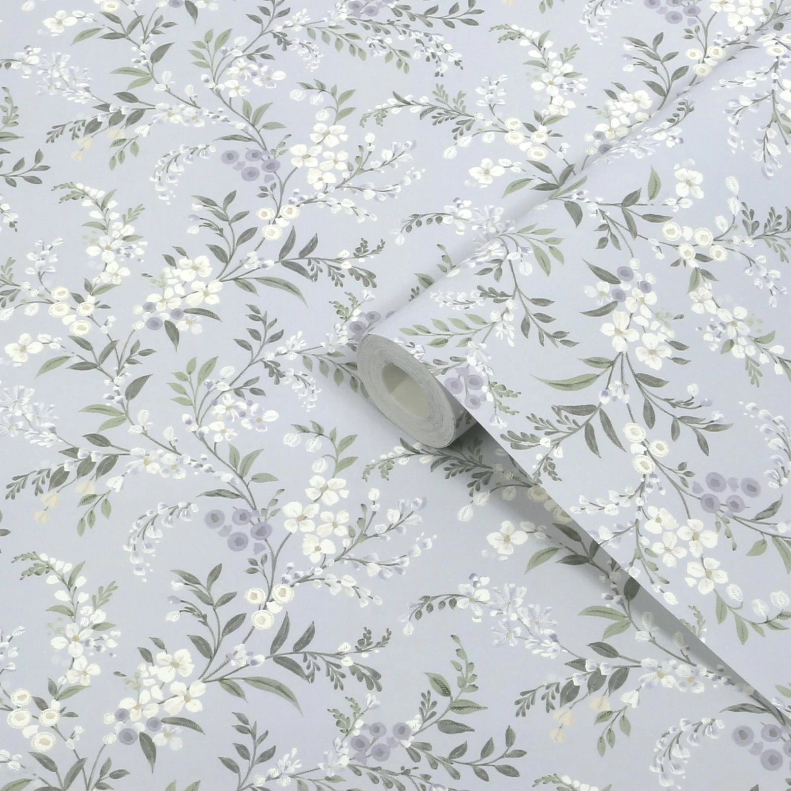 Clara Blue Wallpaper - 145467_ROLLSHOT_CLARA_BLUE_01.jpg