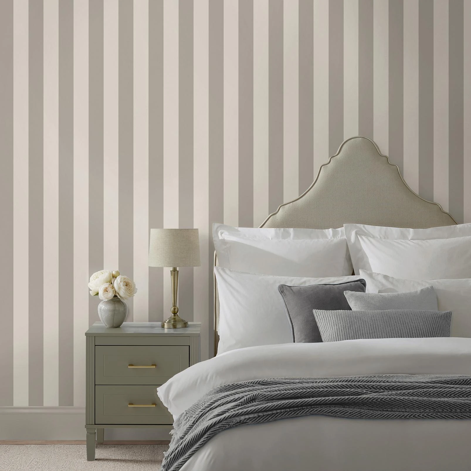 Martha Stewart Classic Stripe Georgica Beach Wallpaper - 146823_ROOMSET_CLASSIC STRIPE GEORGICA BEACH_01.jpg