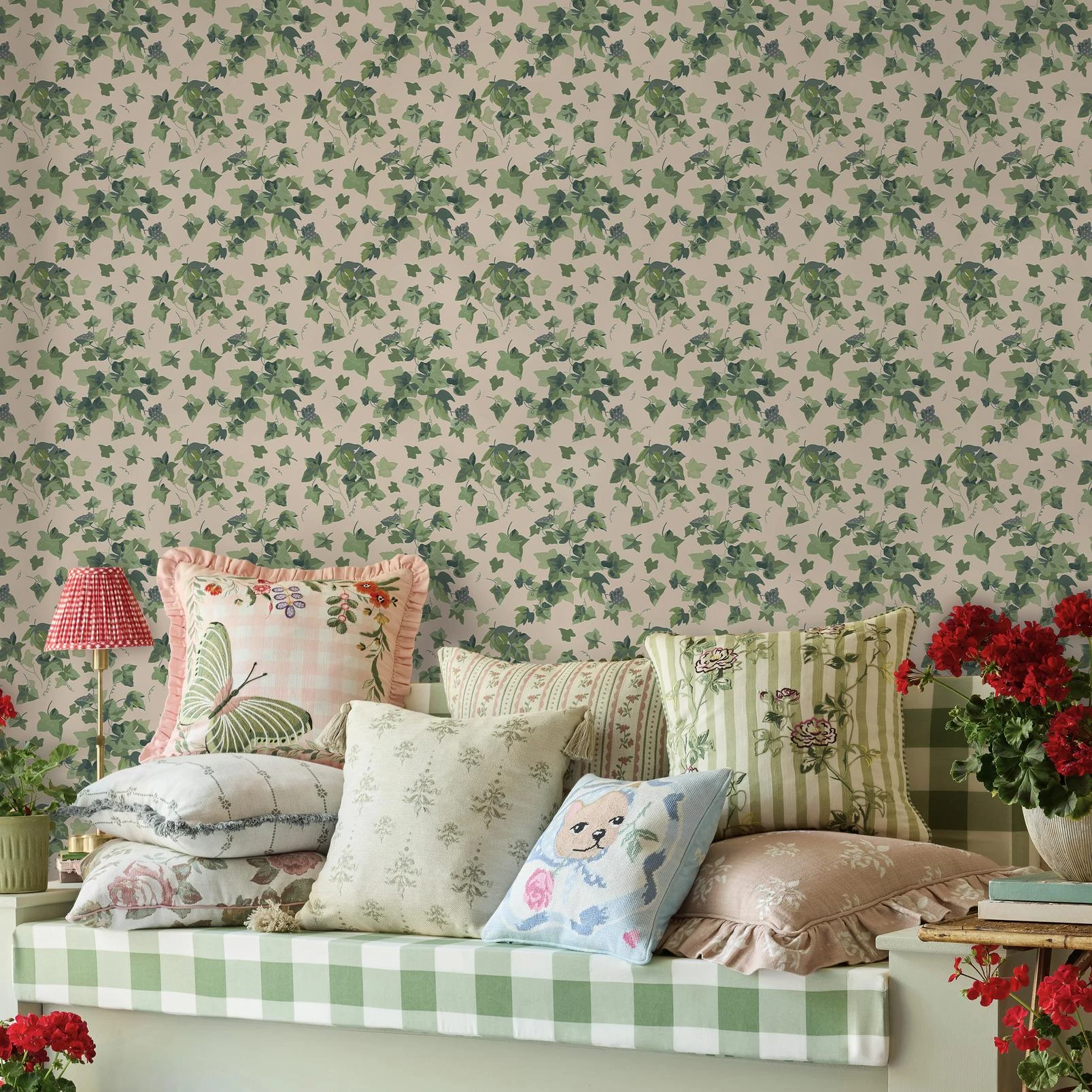 Cath Kidston Ivy Sky Green Wallpaper - 149128_ROOMSET_IVY SKY GREEN_02.jpg