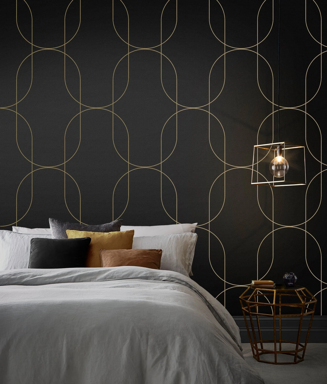 Palais Black & Gold Wallpaper - 112188_ROOMSET_PALAIS BLACK & GOLD_01.jpg